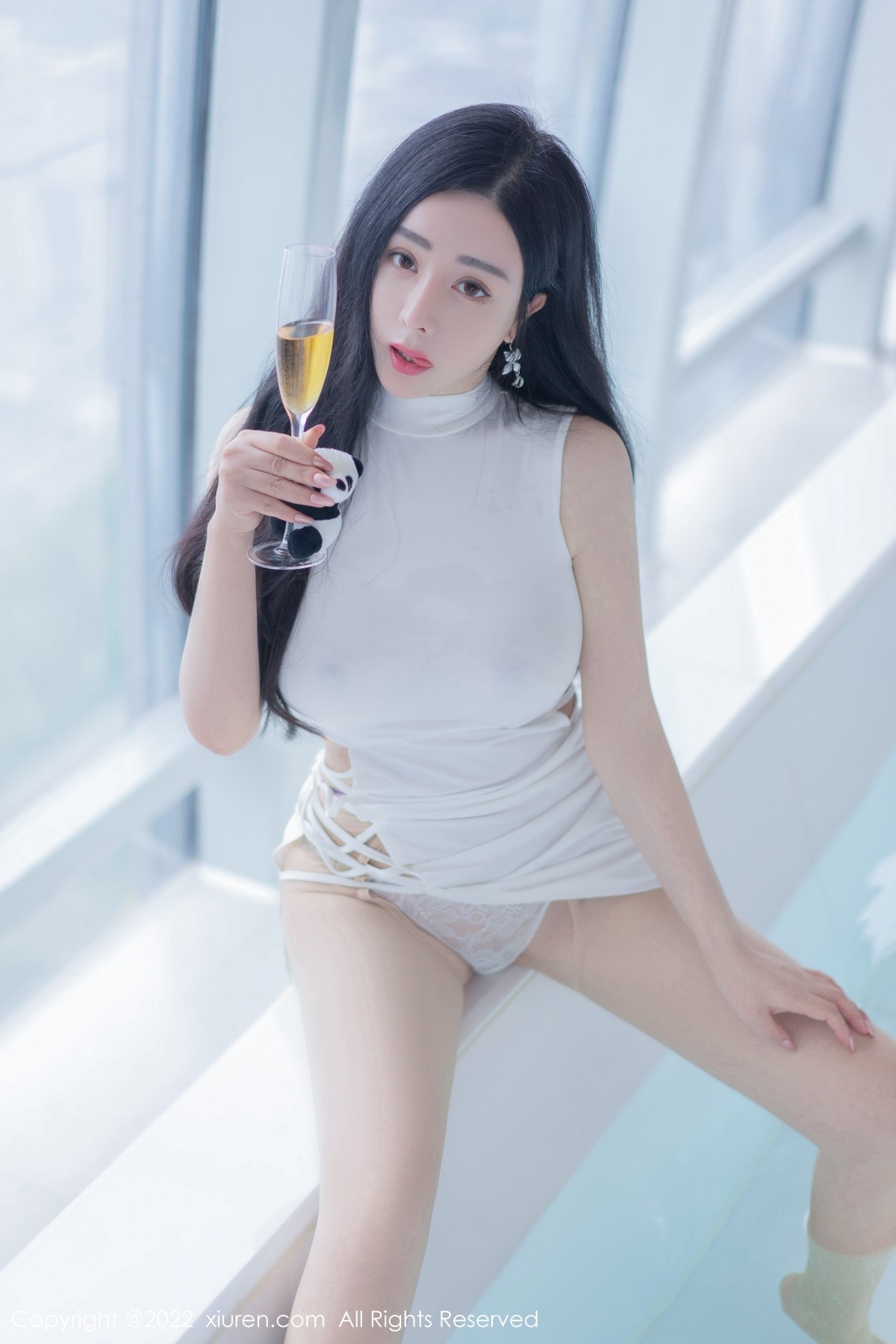 xgyw.top_XiuRen第4855期_模特允爾性感白色收身连衣裙配原色丝袜秀丰满身材撩人诱惑写真54P