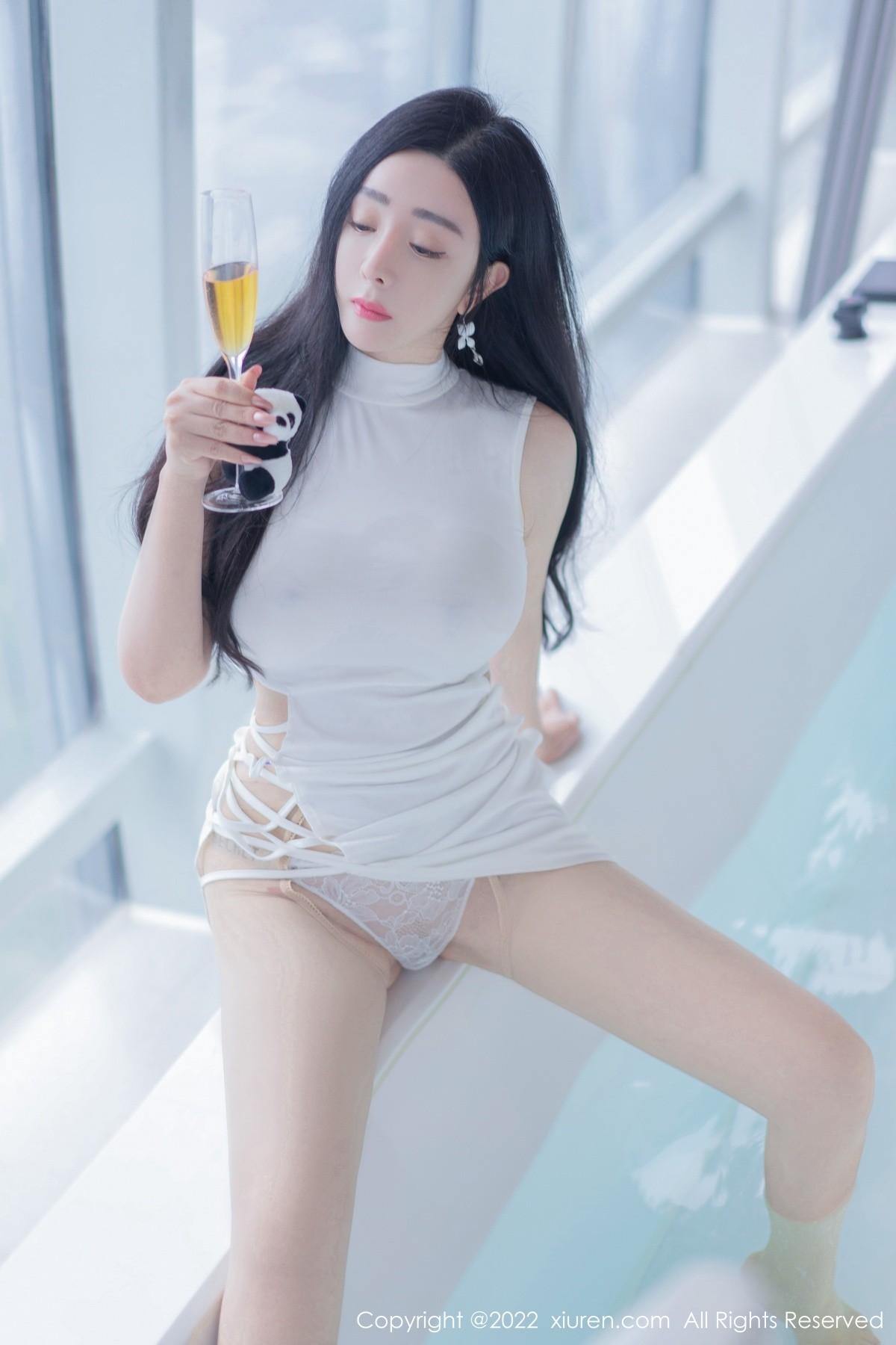 xgyw.top_XiuRen第4855期_模特允爾性感白色收身连衣裙配原色丝袜秀丰满身材撩人诱惑写真54P