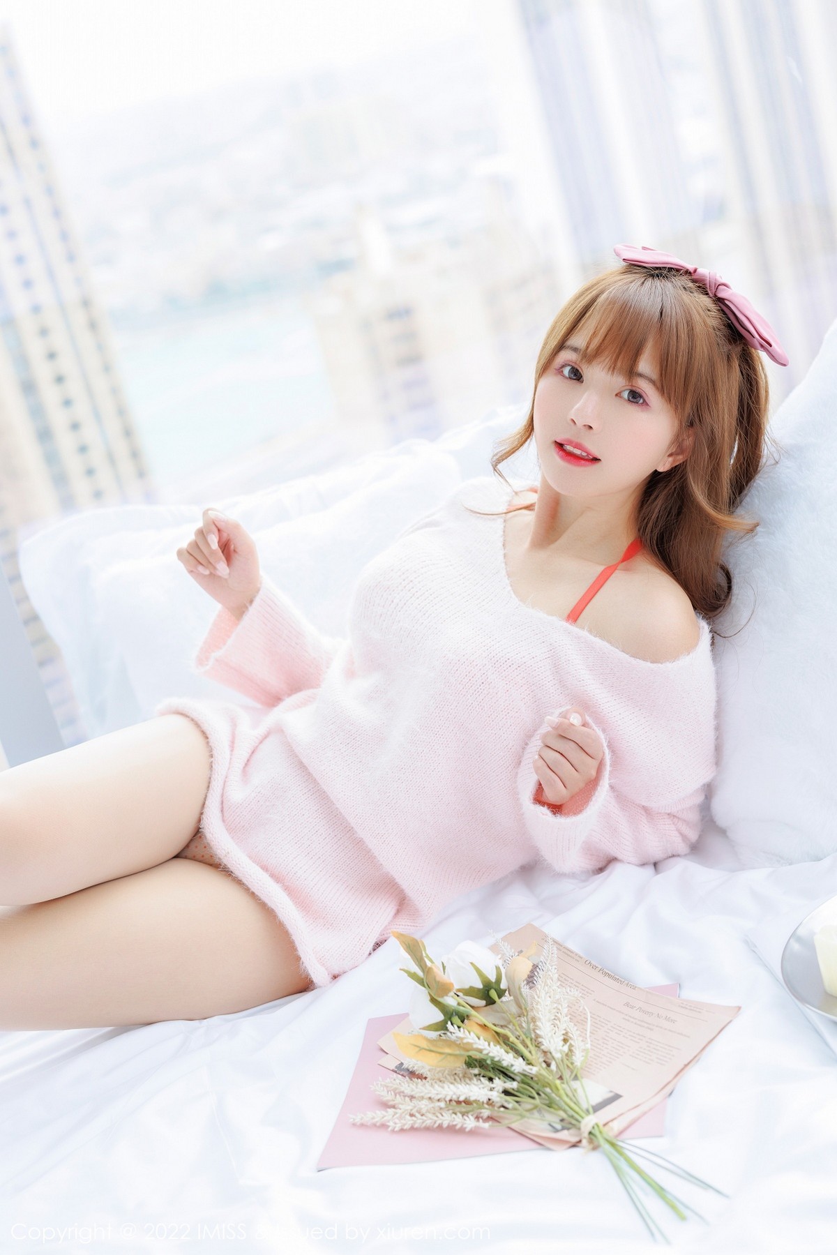 xgyw.top_[IMISS爱蜜社]Vol.677_模特张思允脱性感粉色上衣露红边内衣原色丝袜迷人诱惑写真66P