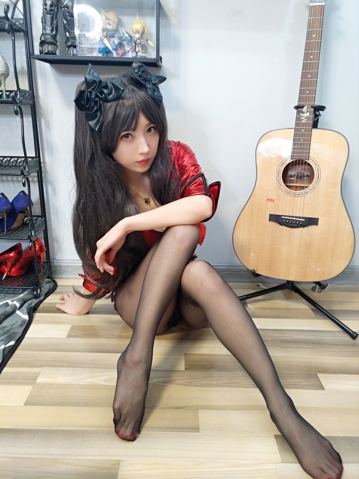 xgyw.top_斗鱼主播小女巫露娜远坂凛cos主题私房性感皮质服饰配黑丝裤袜秀美腿诱惑写真30P