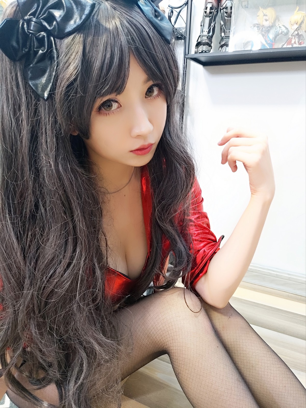 xgyw.top_斗鱼主播小女巫露娜远坂凛cos主题私房性感皮质服饰配黑丝裤袜秀美腿诱惑写真30P