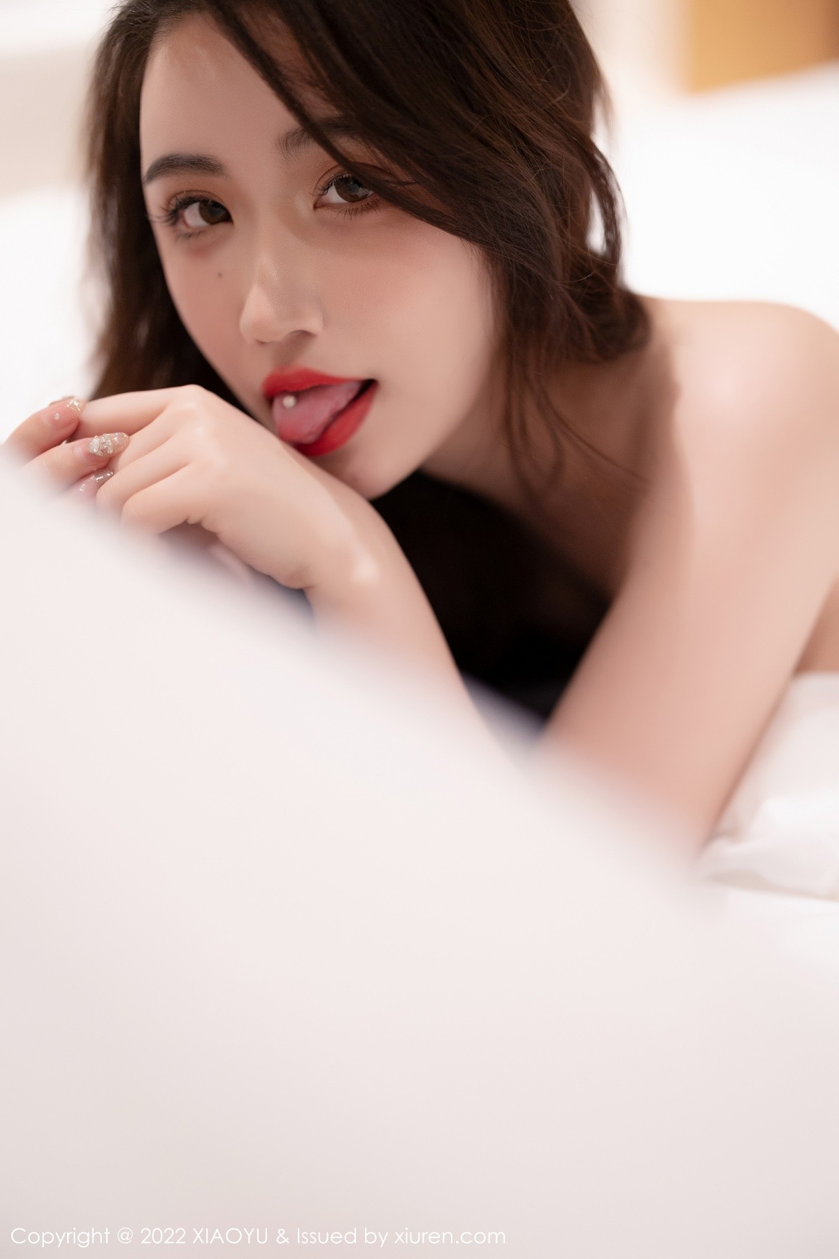 xgyw.top_[XiaoYu画语界]Vol.756_女神Cherry樱桃酱惠州旅拍简约黑长裙配黑丝裤袜极致魅惑写真72P