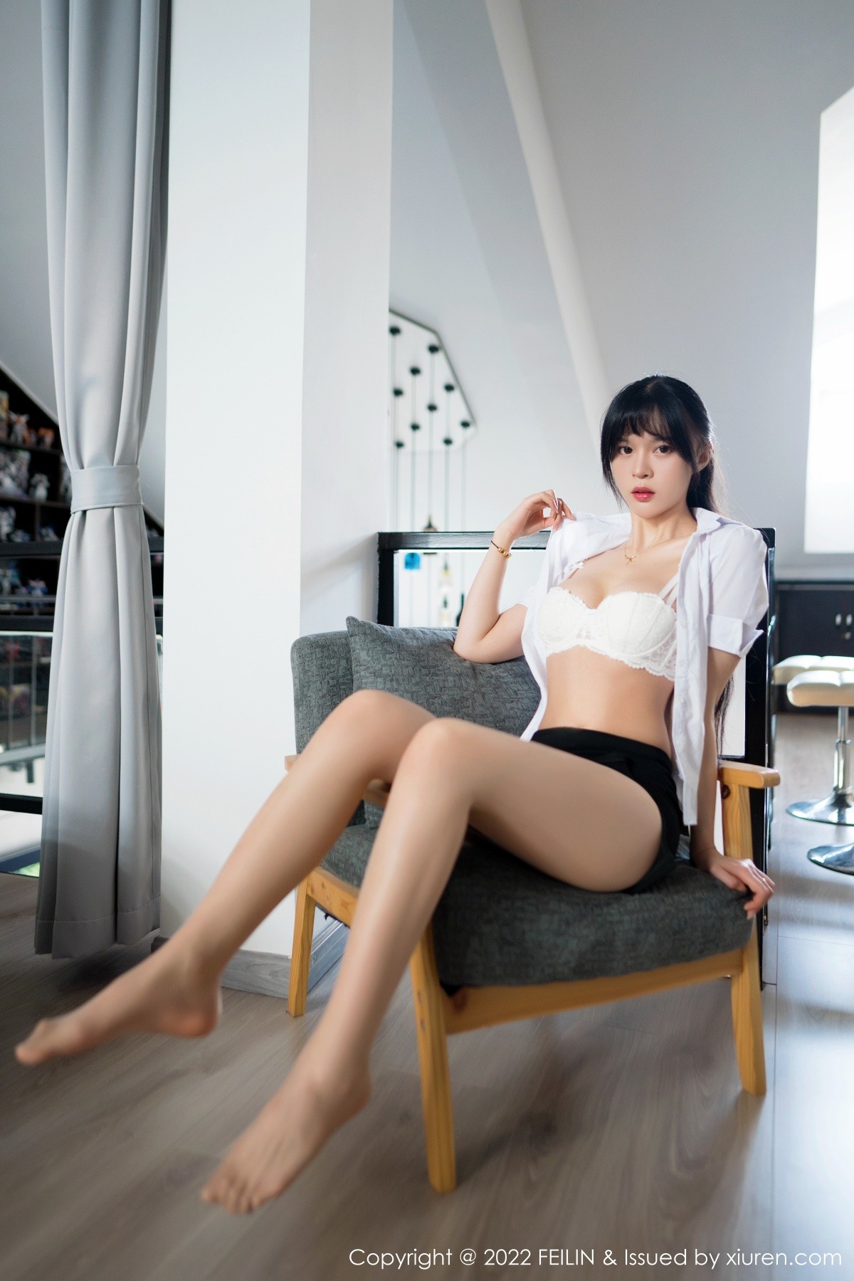 xgyw.top_[FeiLin嗲囡囡]VOL.345_模特桃香子白色短T配黑短裙 性感女仆装秀完美身材诱惑写真57P