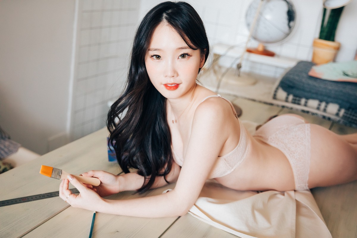 xgyw.top_韩国美女Assistant私房服饰主题性感粉色高叉连体衣 肉色蕾丝内衣完美诱惑写真64P