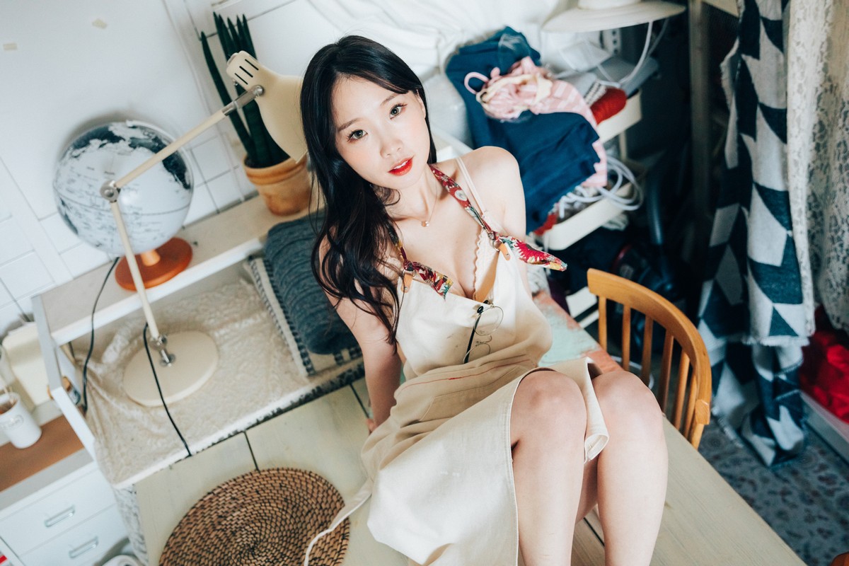 xgyw.top_韩国美女Assistant私房服饰主题性感粉色高叉连体衣 肉色蕾丝内衣完美诱惑写真64P