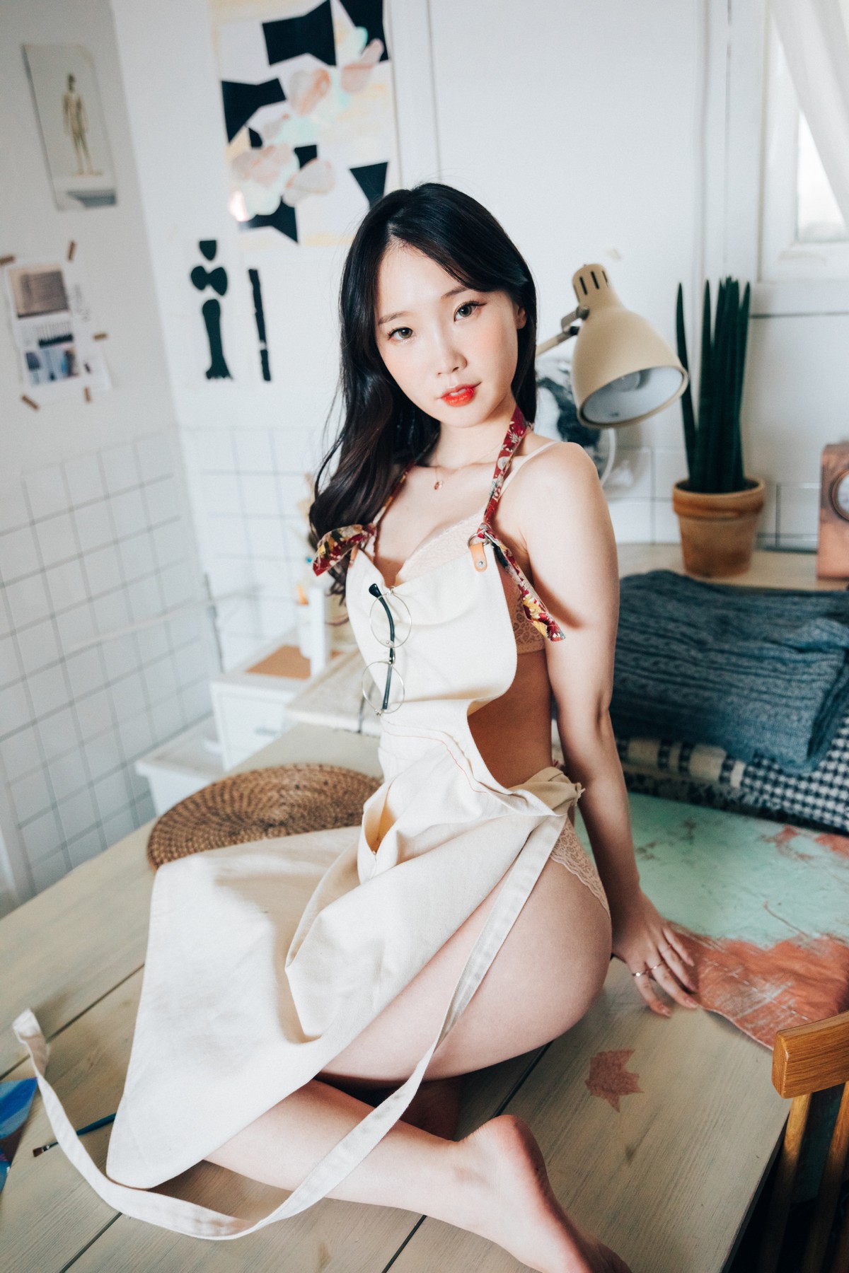 xgyw.top_韩国美女Assistant私房服饰主题性感粉色高叉连体衣 肉色蕾丝内衣完美诱惑写真64P