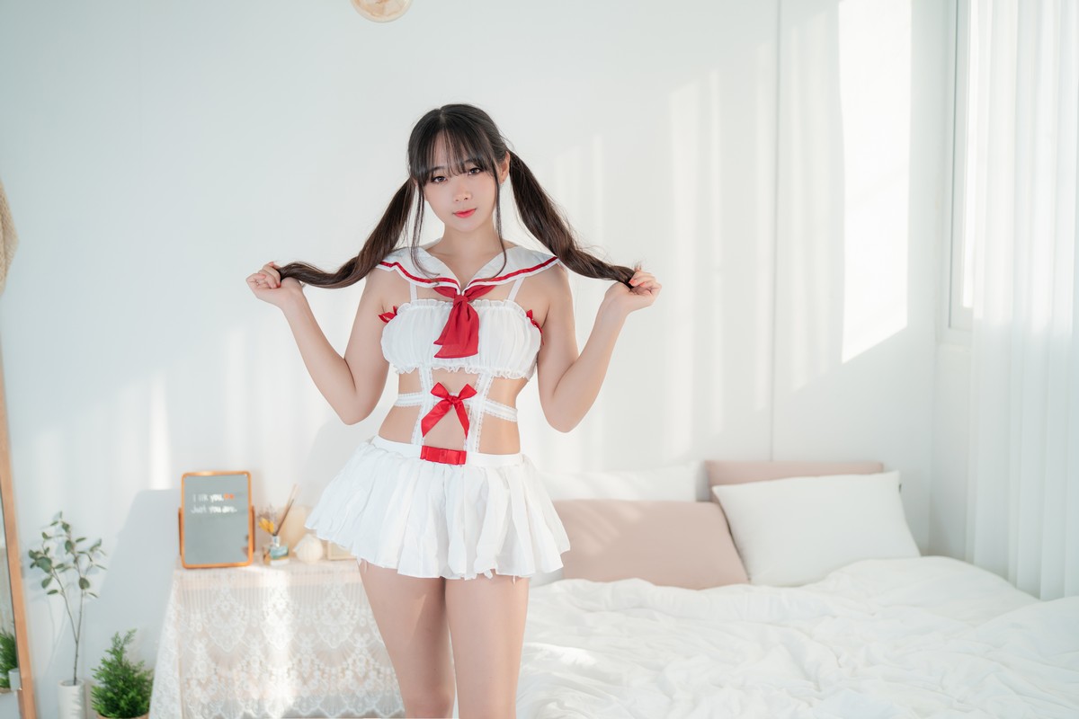 xgyw.top_韩国美女LUPPI水手制服主题私房半截水手服 黑色薄纱配黑丝袜迷人诱惑写真128P