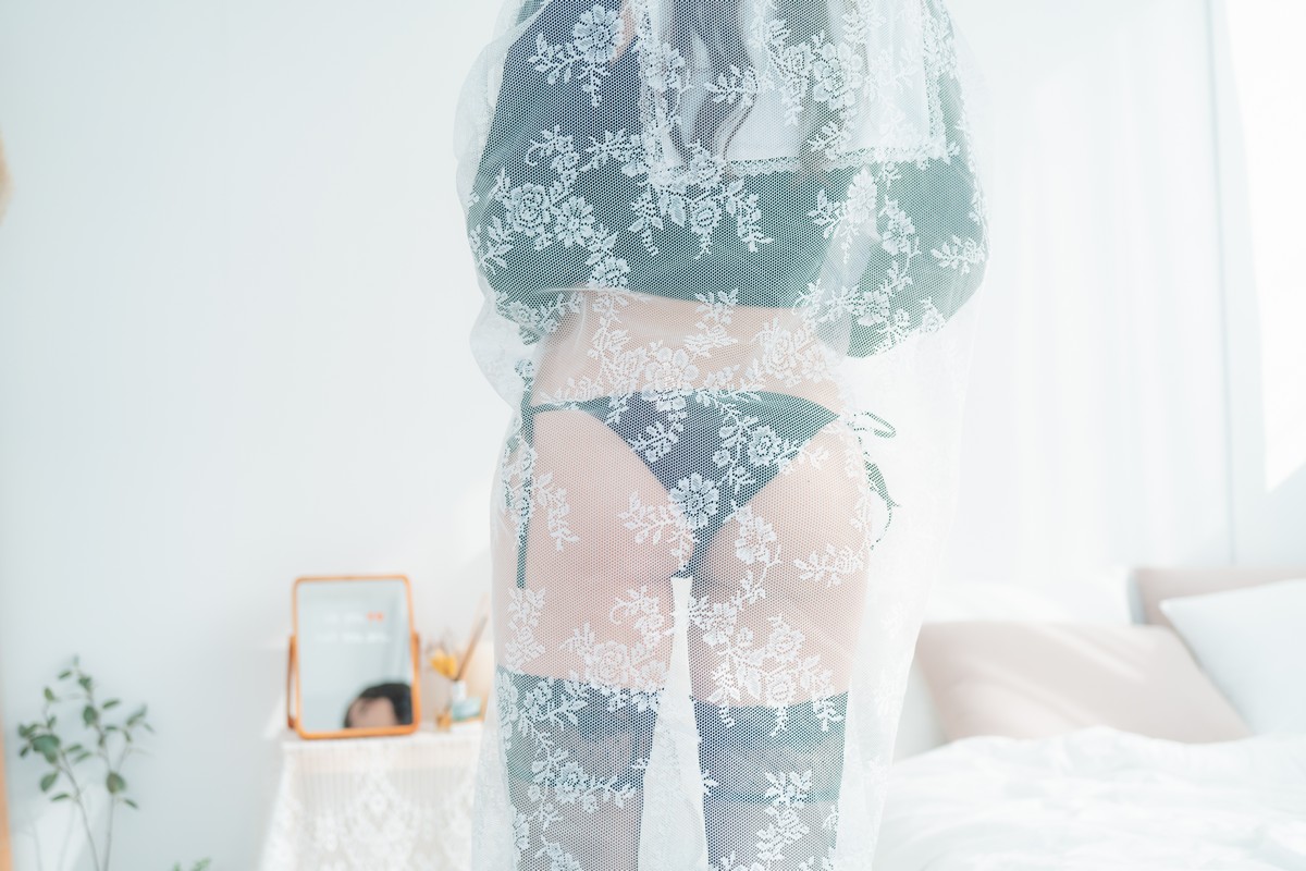 xgyw.top_韩国美女LUPPI水手制服主题私房半截水手服 黑色薄纱配黑丝袜迷人诱惑写真128P