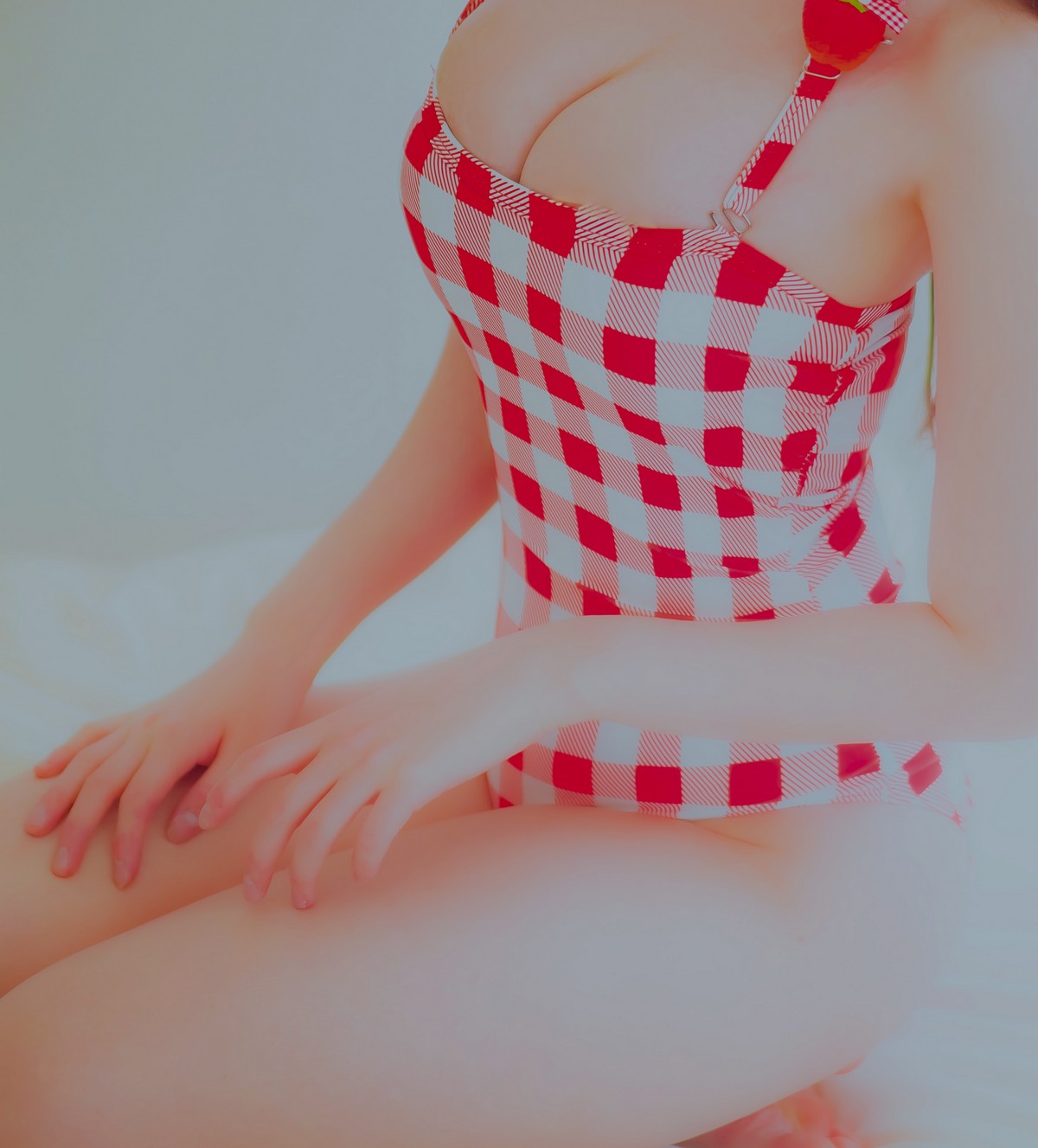 xgyw.top_韩国美女Bambi格子半身裙主题私房性感红色格子服饰秀丰满身材迷人诱惑写真61P