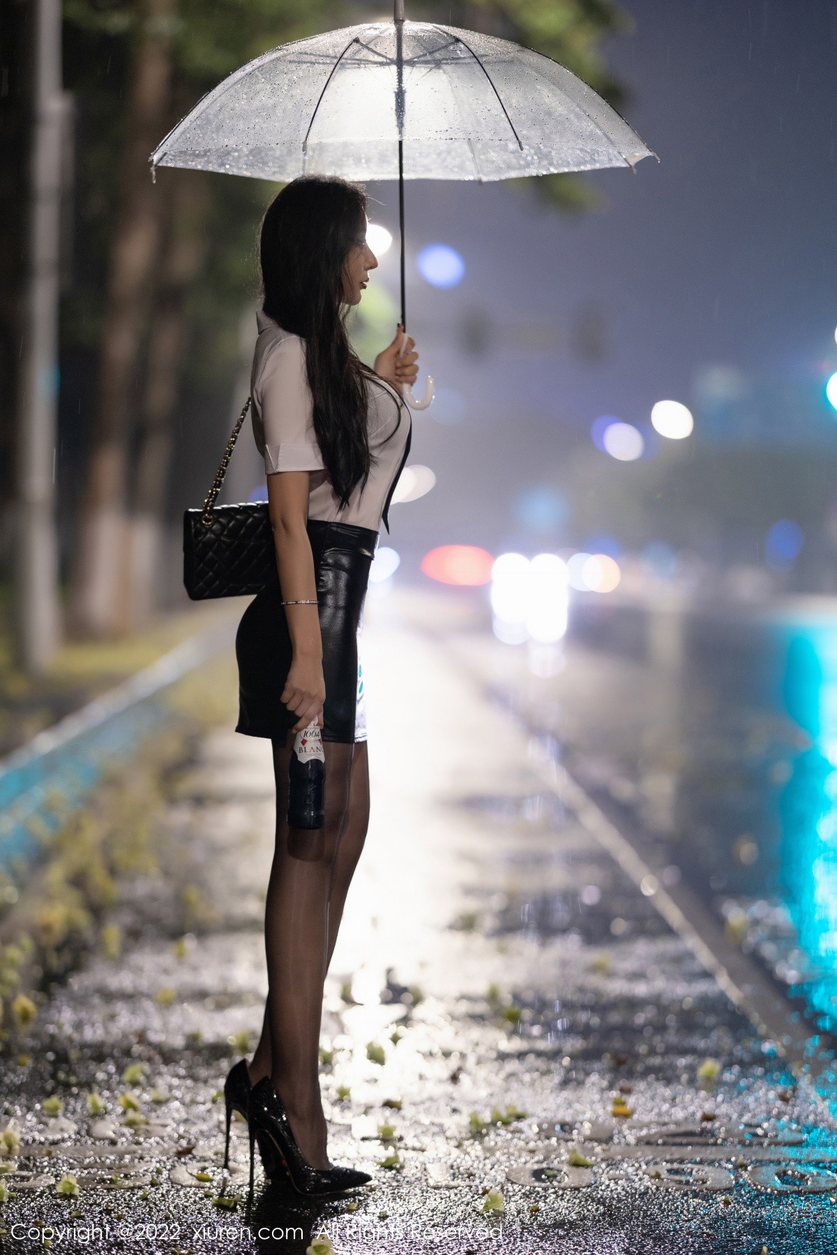 xgyw.top_XiuRen第4879期_女神王馨瑶yanni性感白T配黑皮短裙露蕾丝内衣开档黑丝诱惑写真77P
