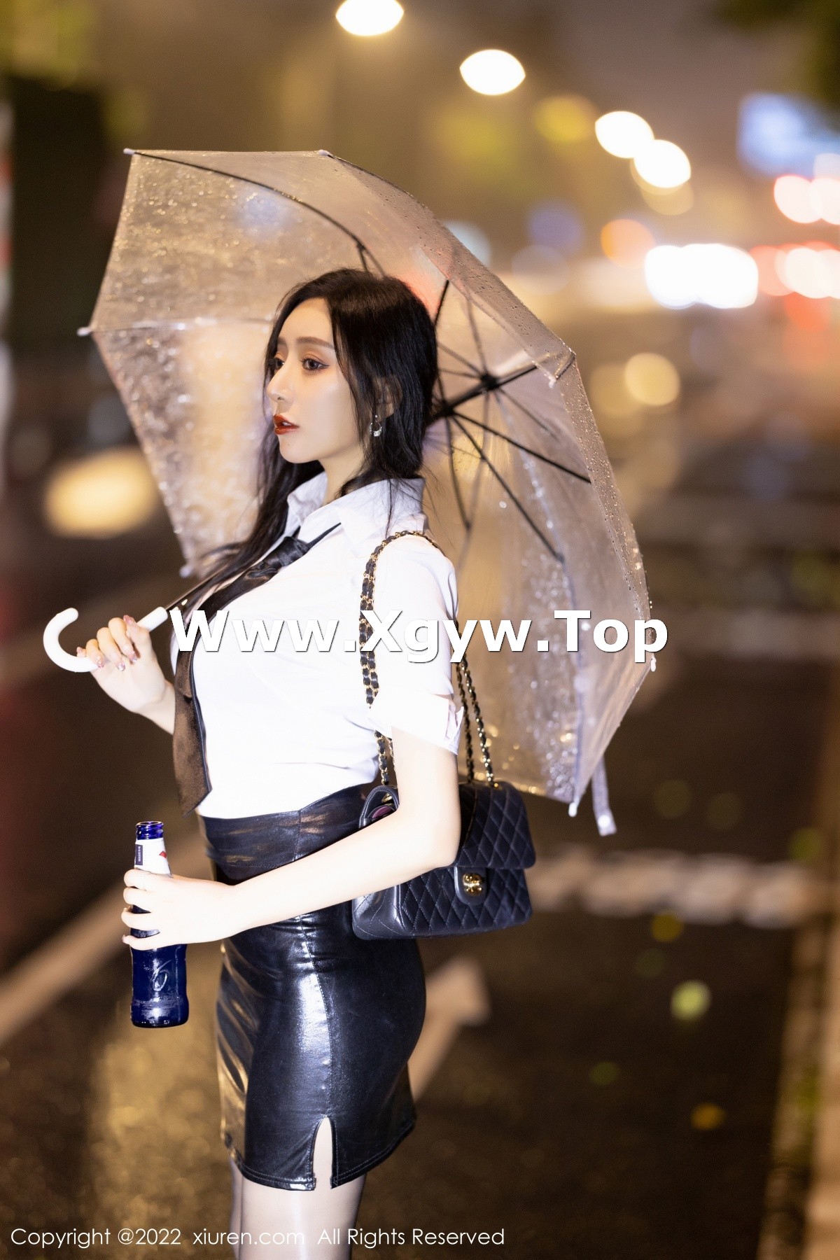 xgyw.top_XiuRen第4879期_女神王馨瑶yanni性感白T配黑皮短裙露蕾丝内衣开档黑丝诱惑写真77P