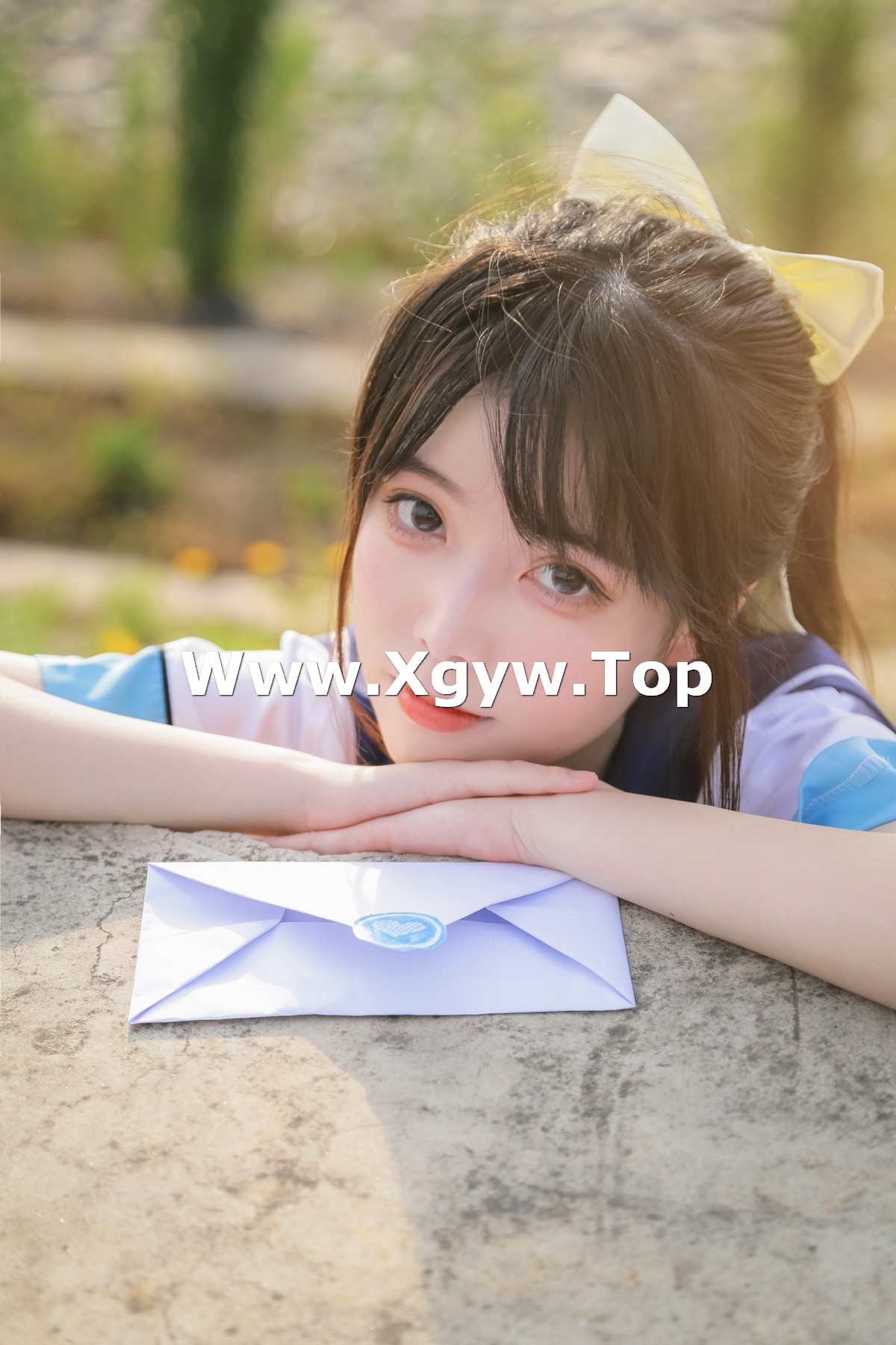 xgyw.top_微博妹子Fushii_海堂高岭爱花主题户外性感学生制服配白丝袜秀完美身材诱惑写真31P