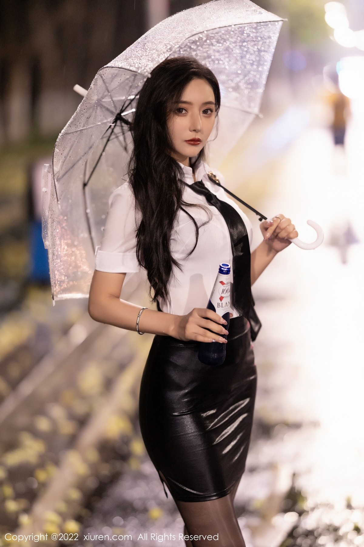xgyw.top_XiuRen第4879期_女神王馨瑶yanni性感白T配黑皮短裙露蕾丝内衣开档黑丝诱惑写真77P