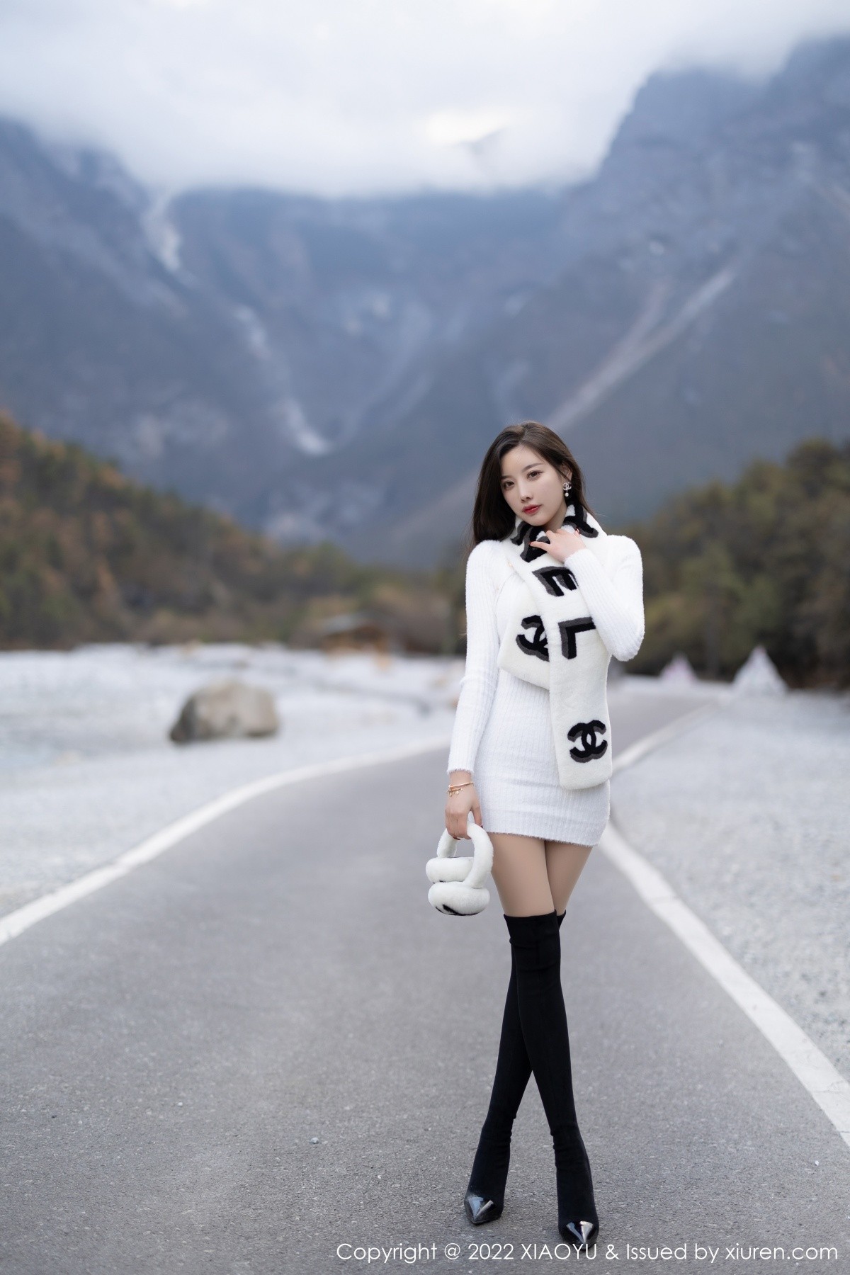 xgyw.top_[XiaoYu画语界]Vol.758_女神杨晨晨Yome丽江心愿旅拍三套服饰秀完美身材白嫩迷人写真97P