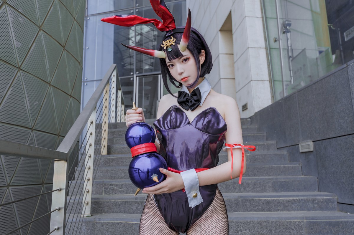 xgyw.top_微博妹子Fushii_海堂酒吞兔女郎主题高叉连体衣配黑丝网袜秀完美身材诱惑写真31P