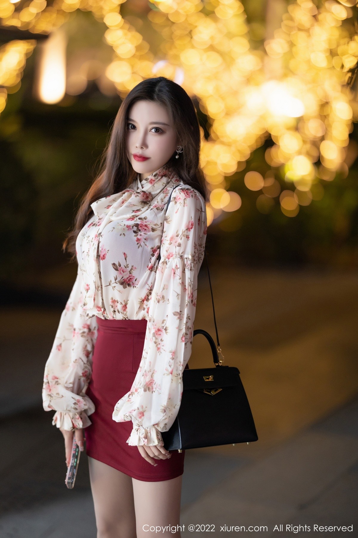 xgyw.top_XiuRen第4892期_女神杨晨晨Yome半脱露性感红色内衣配原色丝袜完美诱惑写真76P