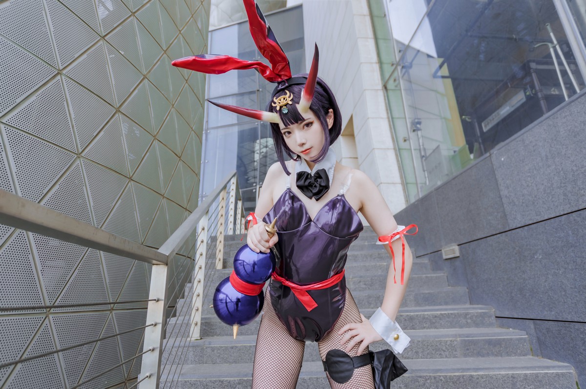 xgyw.top_微博妹子Fushii_海堂酒吞兔女郎主题高叉连体衣配黑丝网袜秀完美身材诱惑写真31P