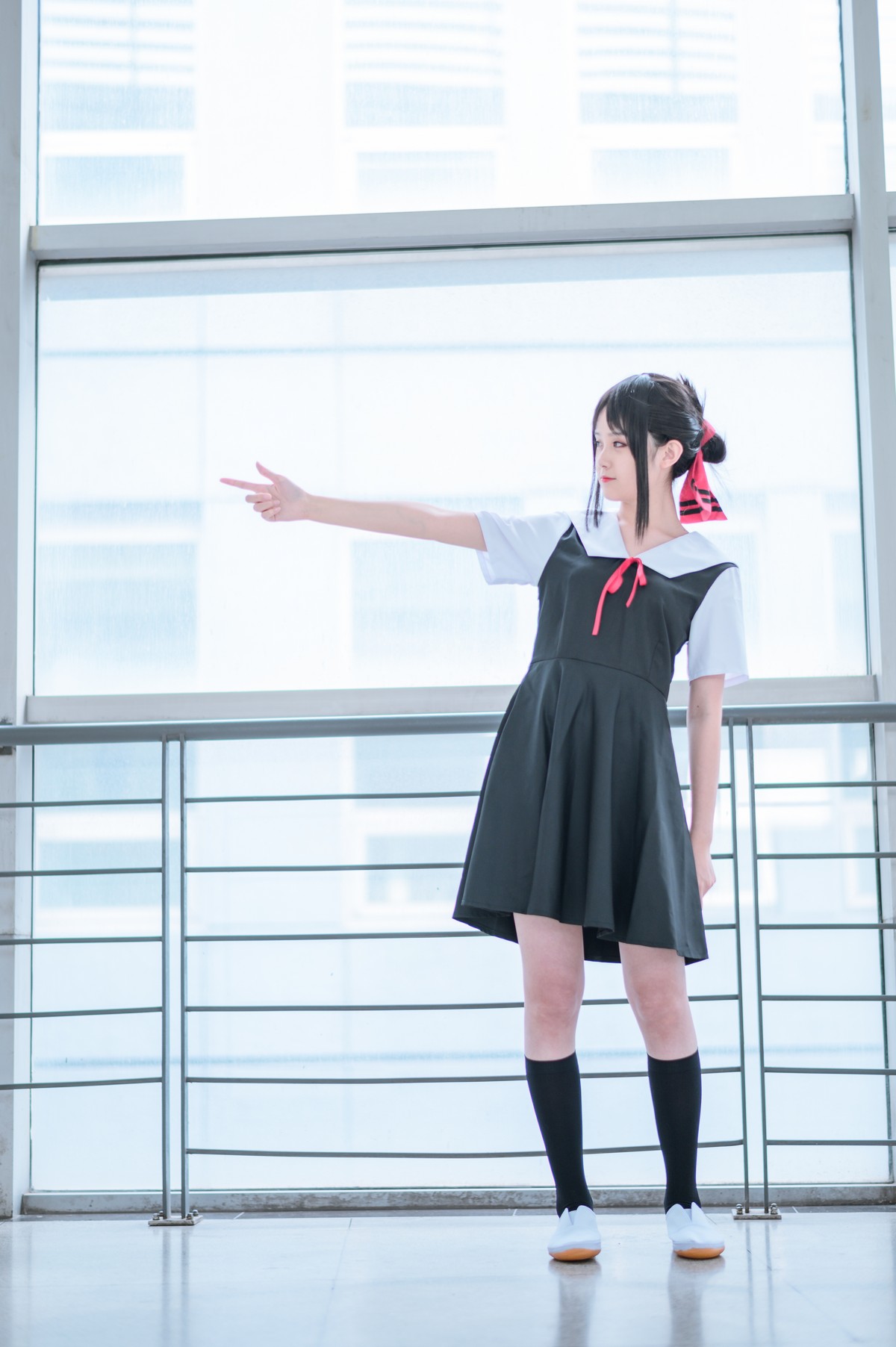 xgyw.top_Coser美女Akisoso秋楚楚双人调色主题校园内性感JK学生装秀美腿迷人写真46P