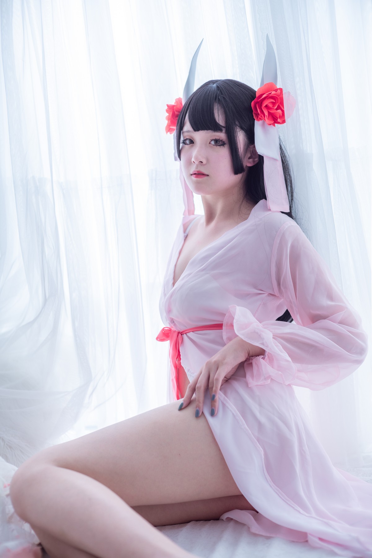 xgyw.top_Coser美女Akisoso秋楚楚天津调色主题私房性感粉色薄纱服饰秀白嫩美腿诱惑写真38P