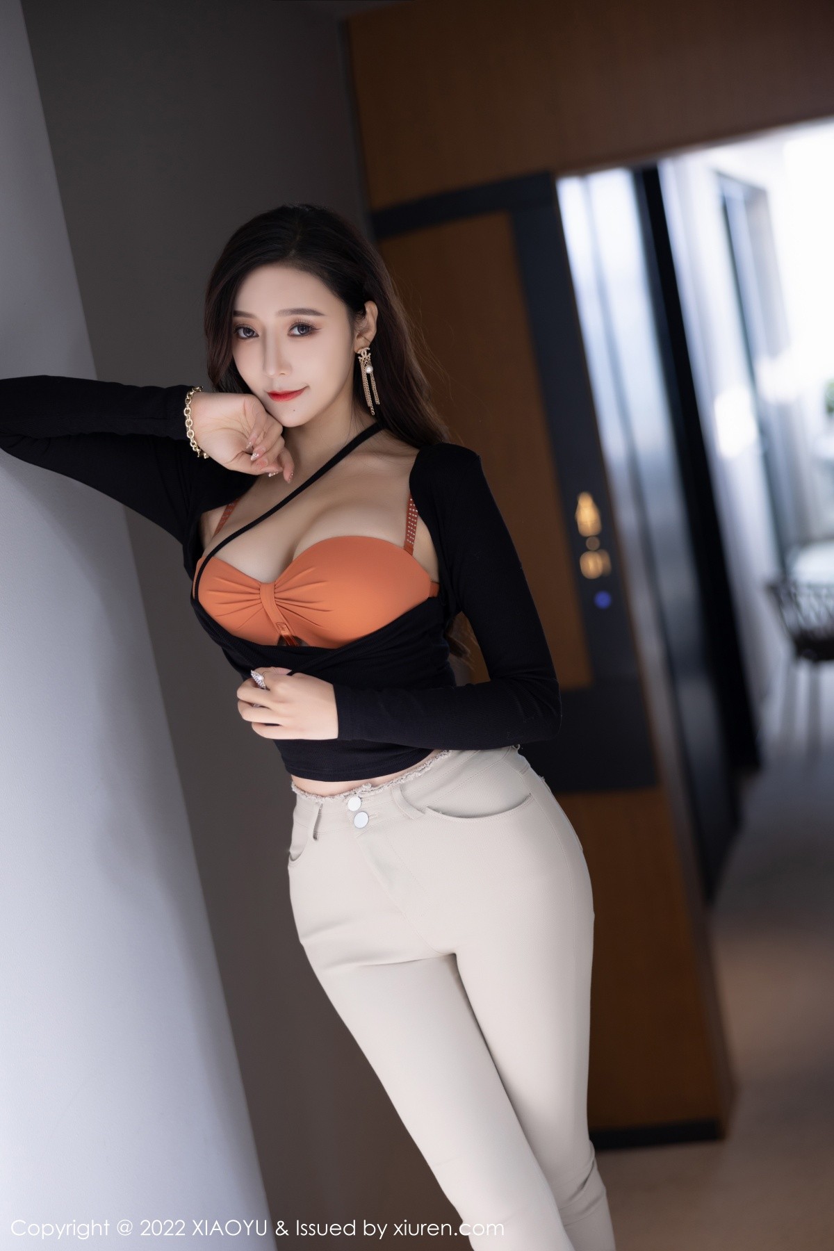 xgyw.top_[XiaoYu画语界]Vol.762_女神王馨瑶yanni惠州旅拍户外半脱露橙色内衣原色丝袜诱惑写真63P