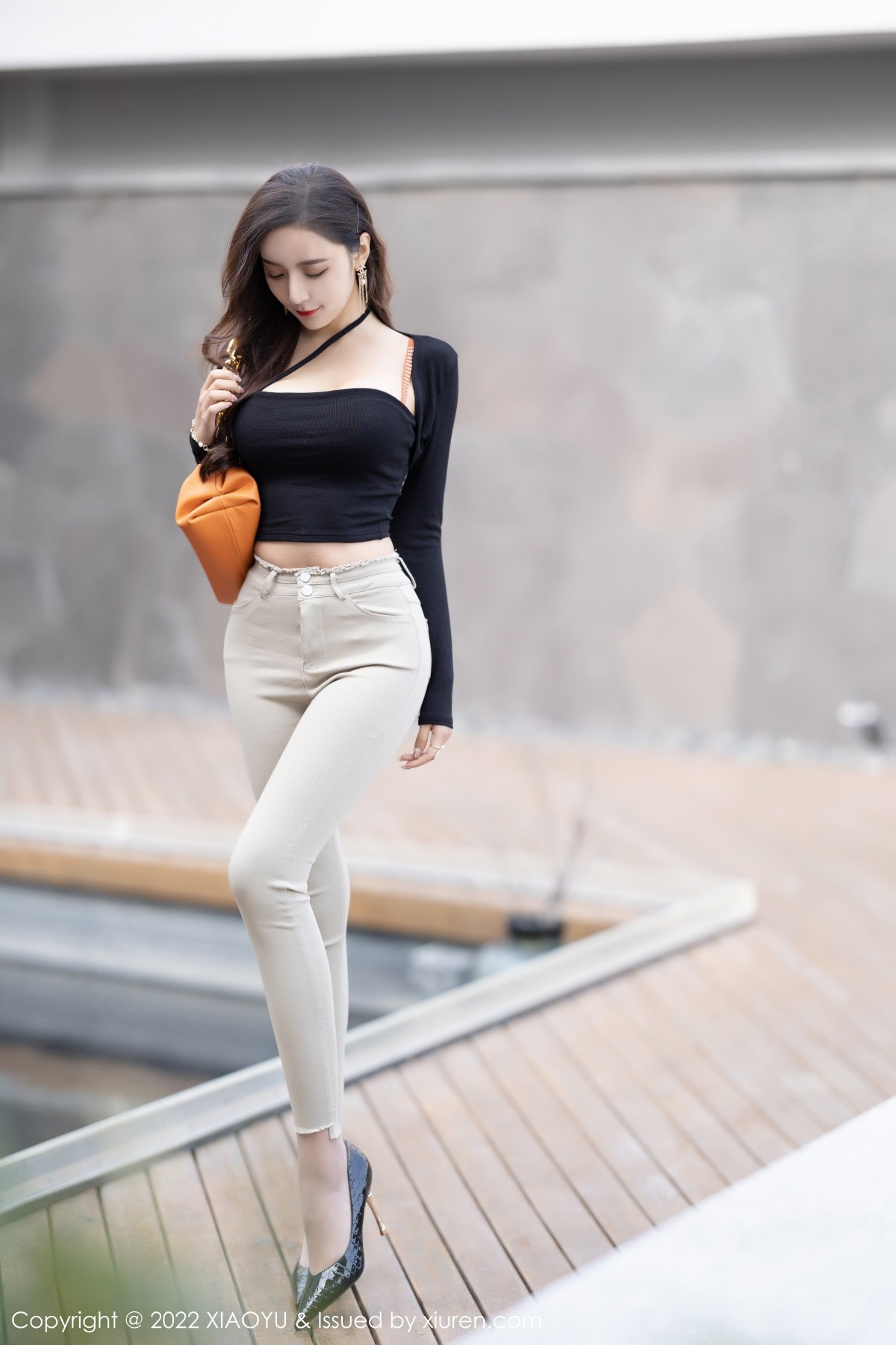 xgyw.top_[XiaoYu画语界]Vol.762_女神王馨瑶yanni惠州旅拍户外半脱露橙色内衣原色丝袜诱惑写真63P