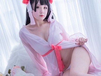 Coser青春美女Akisoso秋楚楚天津调色主题私人性感粉色薄纱服饰秀白皙美腿骚扰写真38P