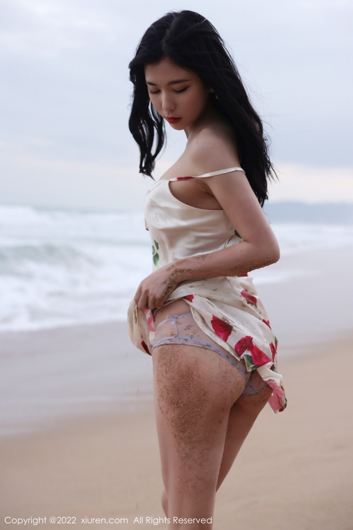 xgyw.top_XiuRen第4915期_模特李雅柔三亚旅拍海边高开复古裙 黑色连体泳衣迷人诱惑写真74P