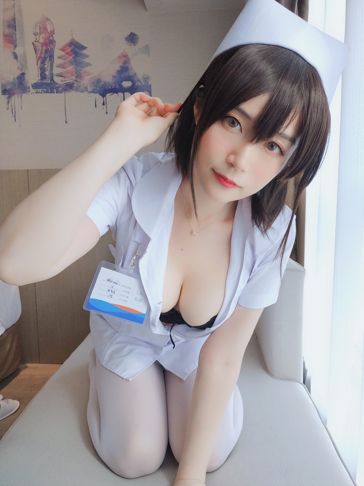 xgyw.top_Coser小姐姐白银81短发小护士主题私房性感黑色内衣配白丝裤袜迷人诱惑写真37P