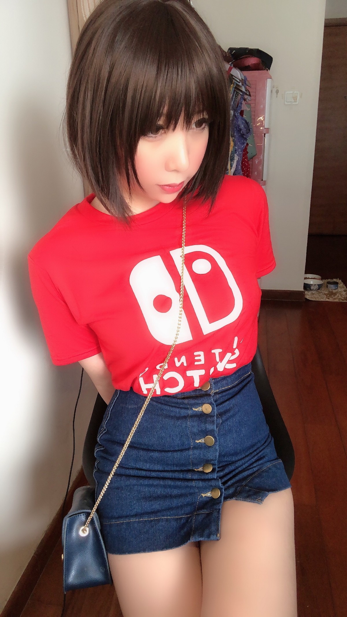 xgyw.top_Coser美女鹿野希火红诱惑主题私房半脱上衣露性感蕾丝内衣秀丰满身材诱惑写真181P