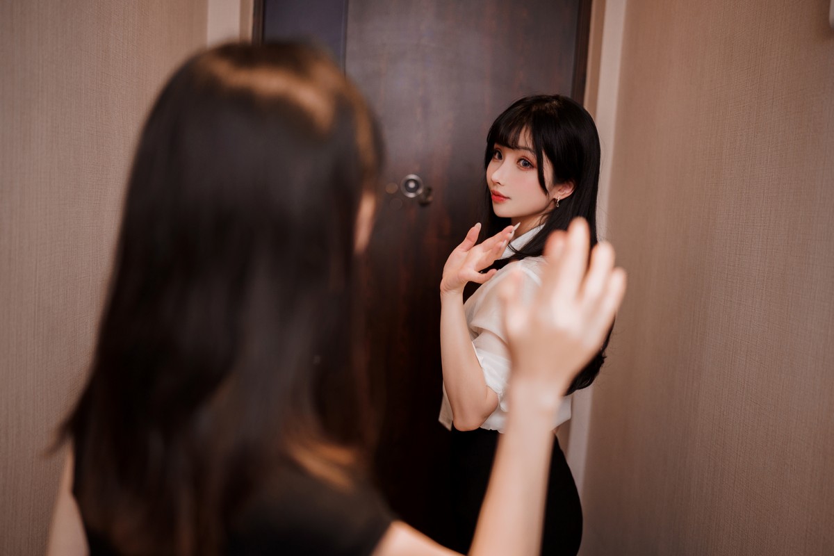 xgyw.top_网络美女rioko凉凉子&面饼仙儿双人黑丝主题私房OL制服下超薄黑丝秀美腿诱惑写真91P