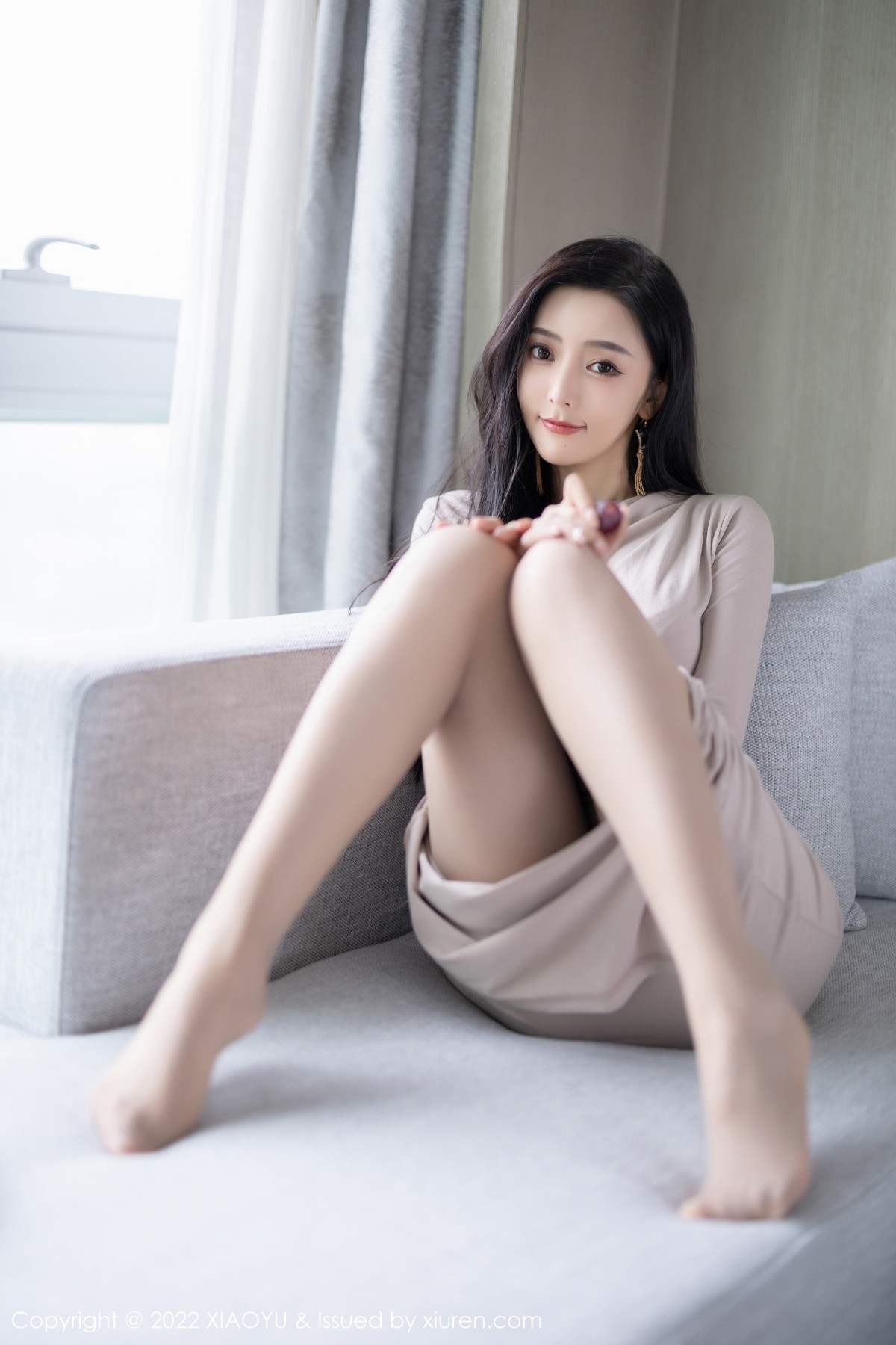 xgyw.top_[XiaoYu画语界]Vol.764_女神王馨瑶yanni都市丽人装脱连衣裙露黑色内衣撩人诱惑写真102P