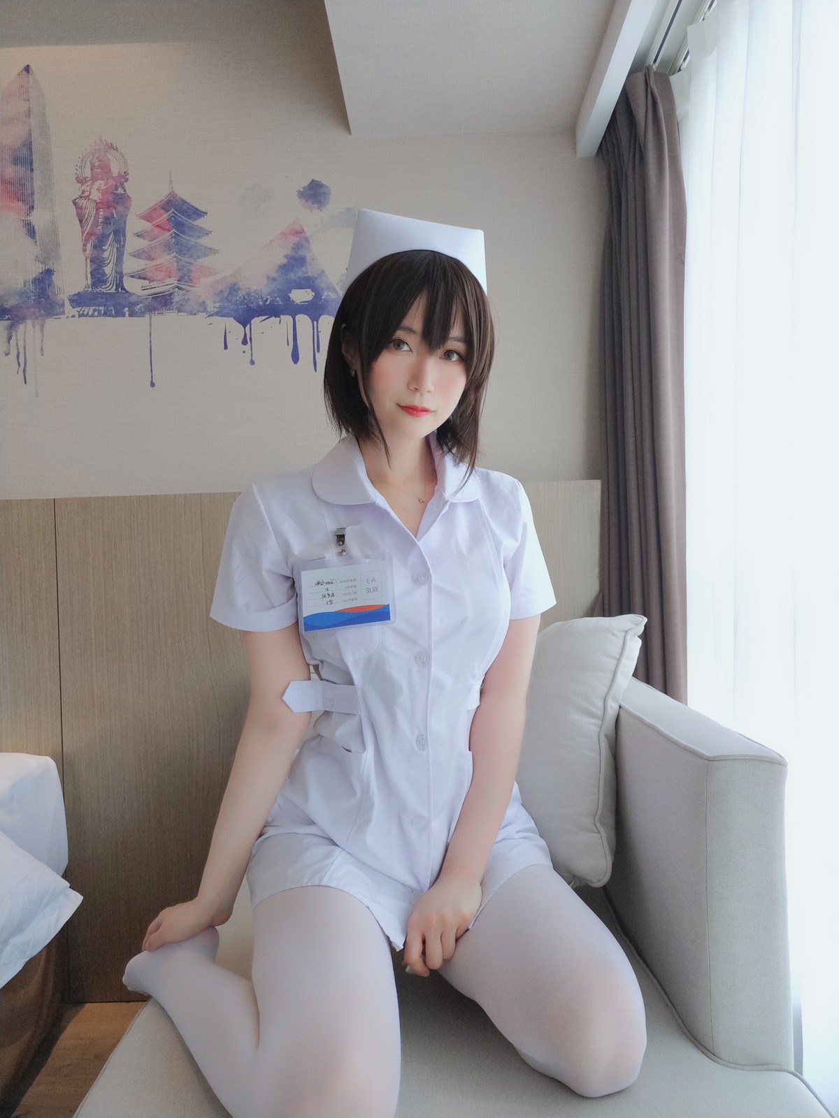 xgyw.top_Coser小姐姐白银81短发小护士主题私房性感黑色内衣配白丝裤袜迷人诱惑写真37P