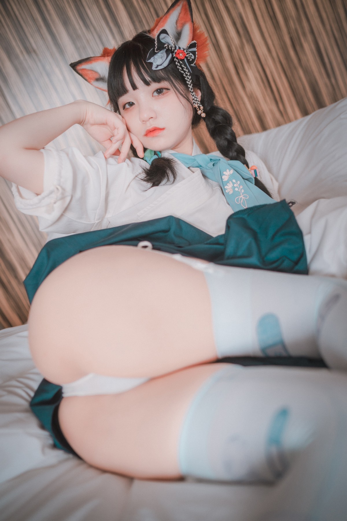 xgyw.top_[DJAWA]No.003_韩国美女Jenny_Kitune in Hanfu主题蕾丝吊袜秀翘臀诱惑写真52P