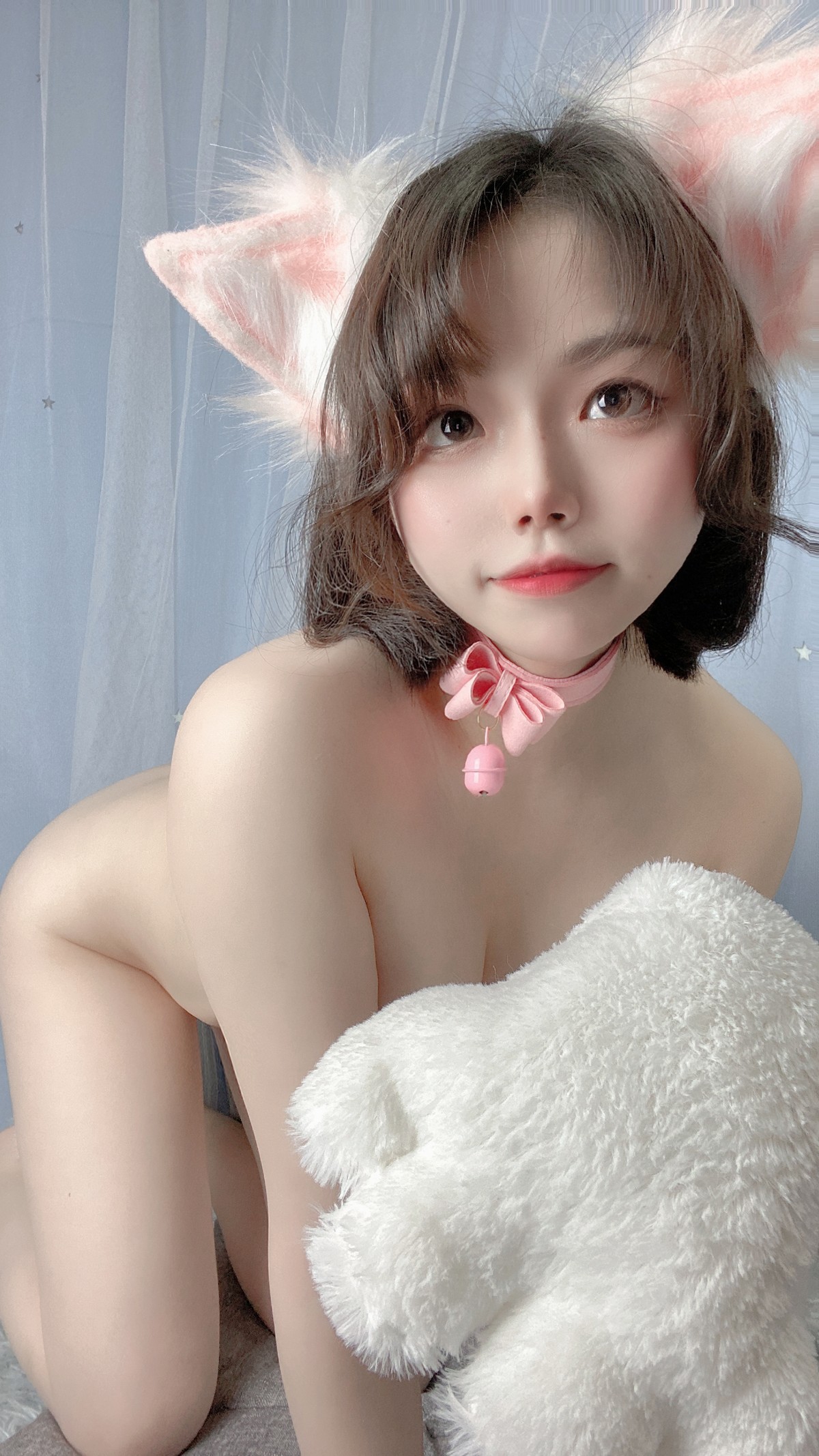 xgyw.top_网络美女七月喵子猫咪定制主题私房大尺度露豪乳遮点秀火辣身材极致诱惑写真59P