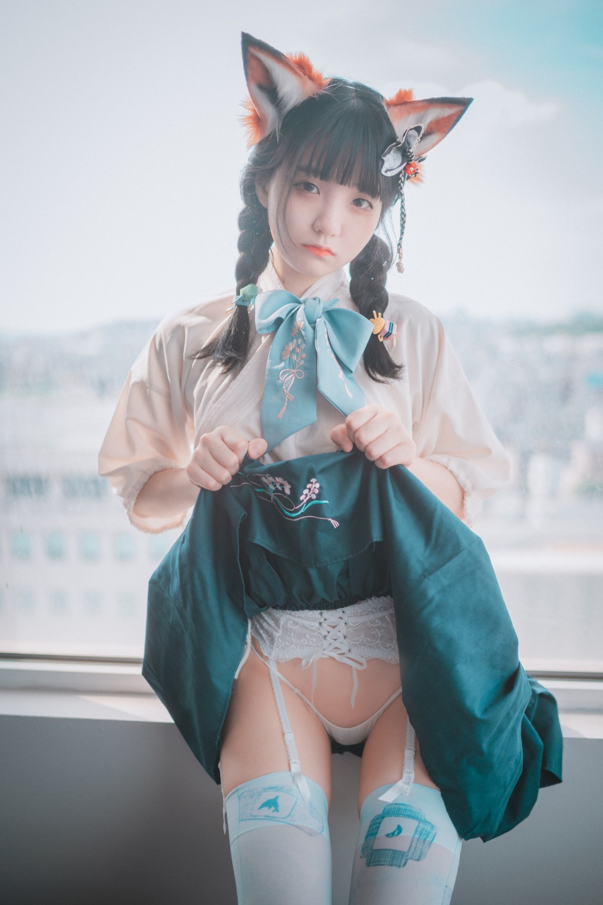 xgyw.top_[DJAWA]No.003_韩国美女Jenny_Kitune in Hanfu主题蕾丝吊袜秀翘臀诱惑写真52P
