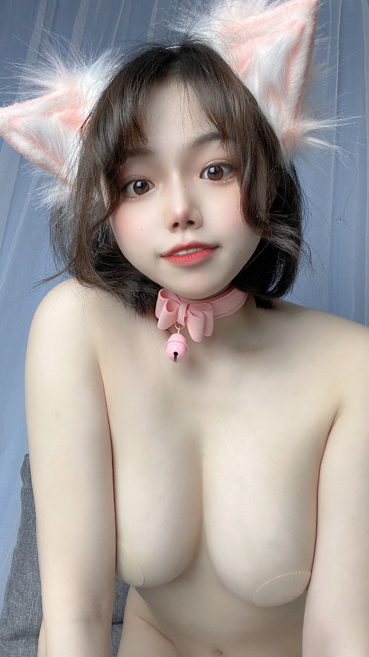 xgyw.top_网络美女七月喵子猫咪定制主题私房大尺度露豪乳遮点秀火辣身材极致诱惑写真59P