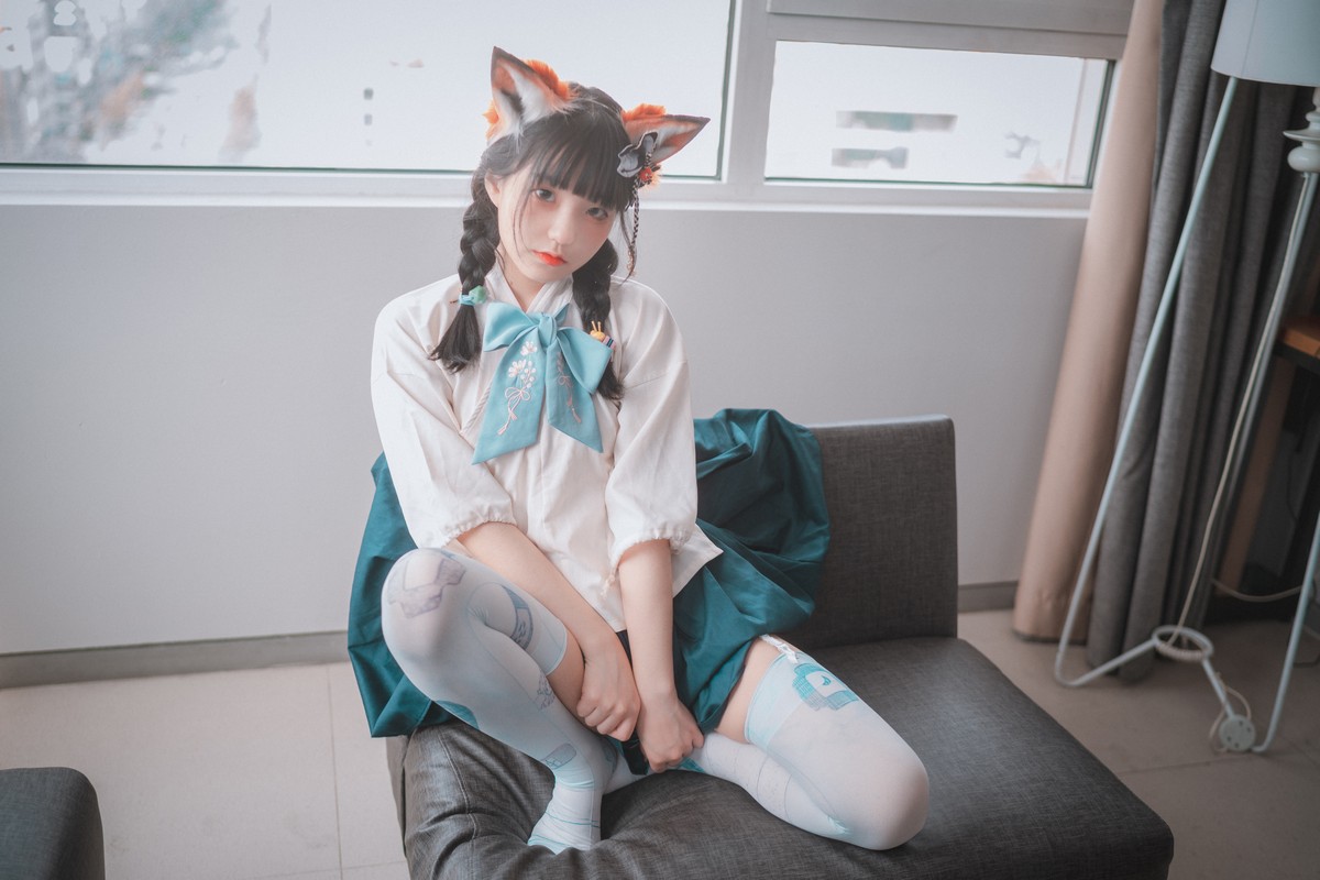 xgyw.top_[DJAWA]No.003_韩国美女Jenny_Kitune in Hanfu主题蕾丝吊袜秀翘臀诱惑写真52P