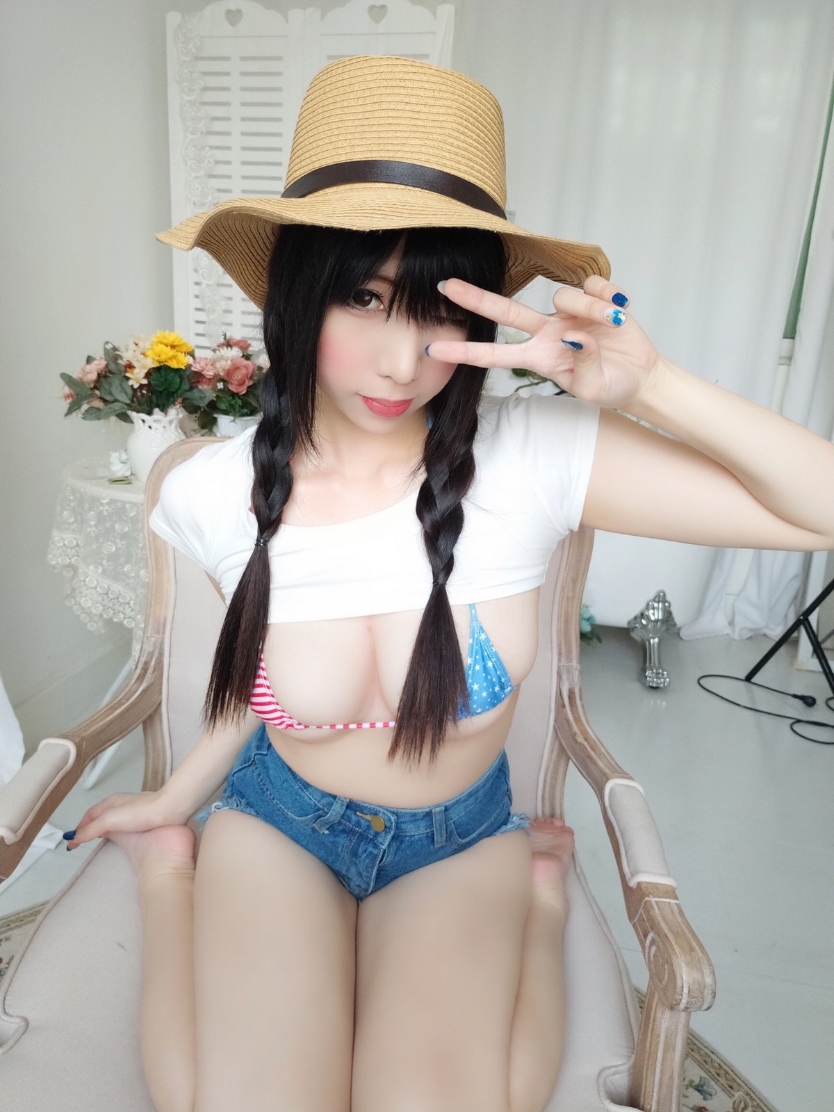 xgyw.top_Coser美女鹿野希牛仔女郎主题私房半脱露性感三点式内衣秀豪乳翘臀诱惑写真84P