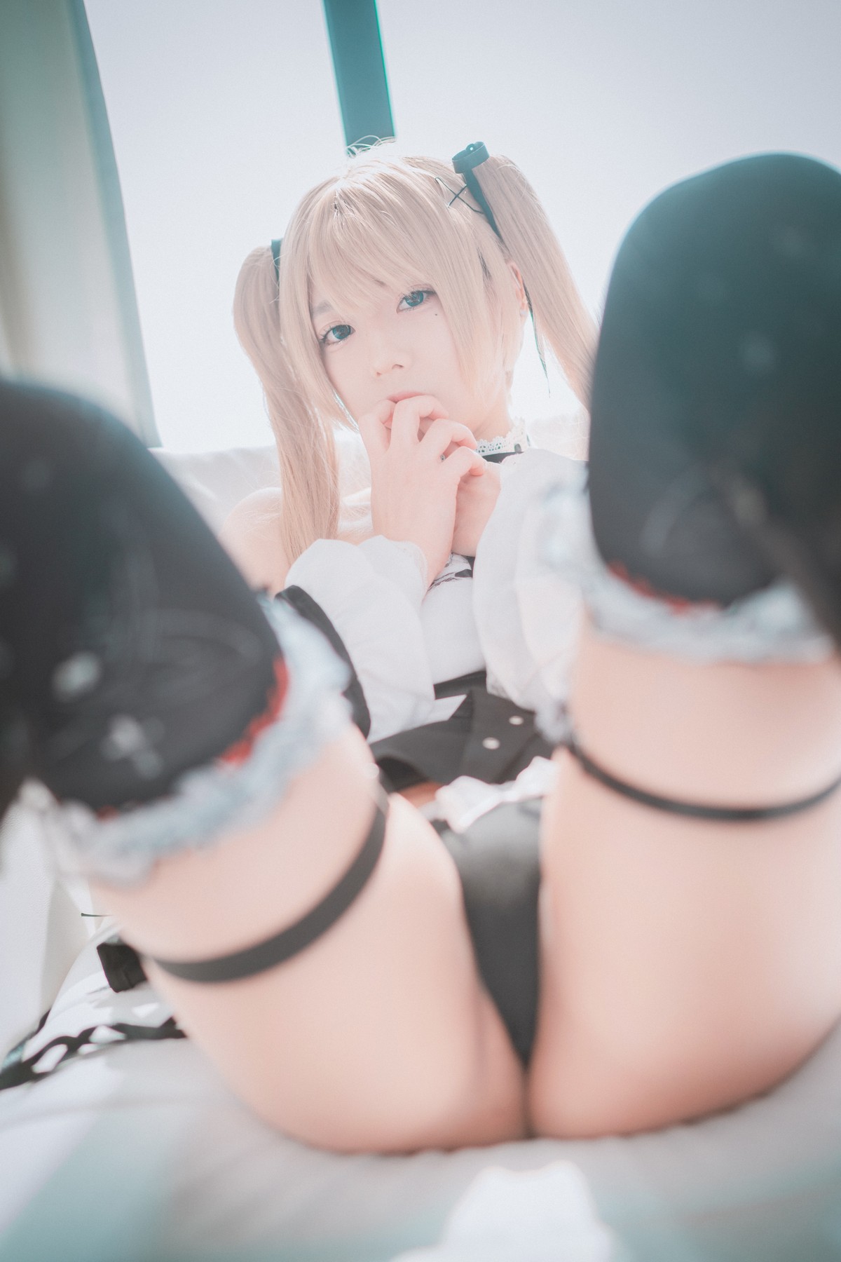 xgyw.top_[DJAWA]No.007_模特Maruemon_Blooming Blood Rose主题黑色服饰秀翘臀诱惑写真80P