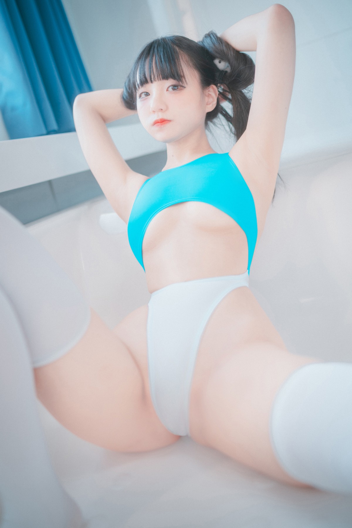 xgyw.top_[DJAWA]No.008_模特Jenny_Swimming Lessons主题私房连体泳衣配白丝袜诱惑写真91P