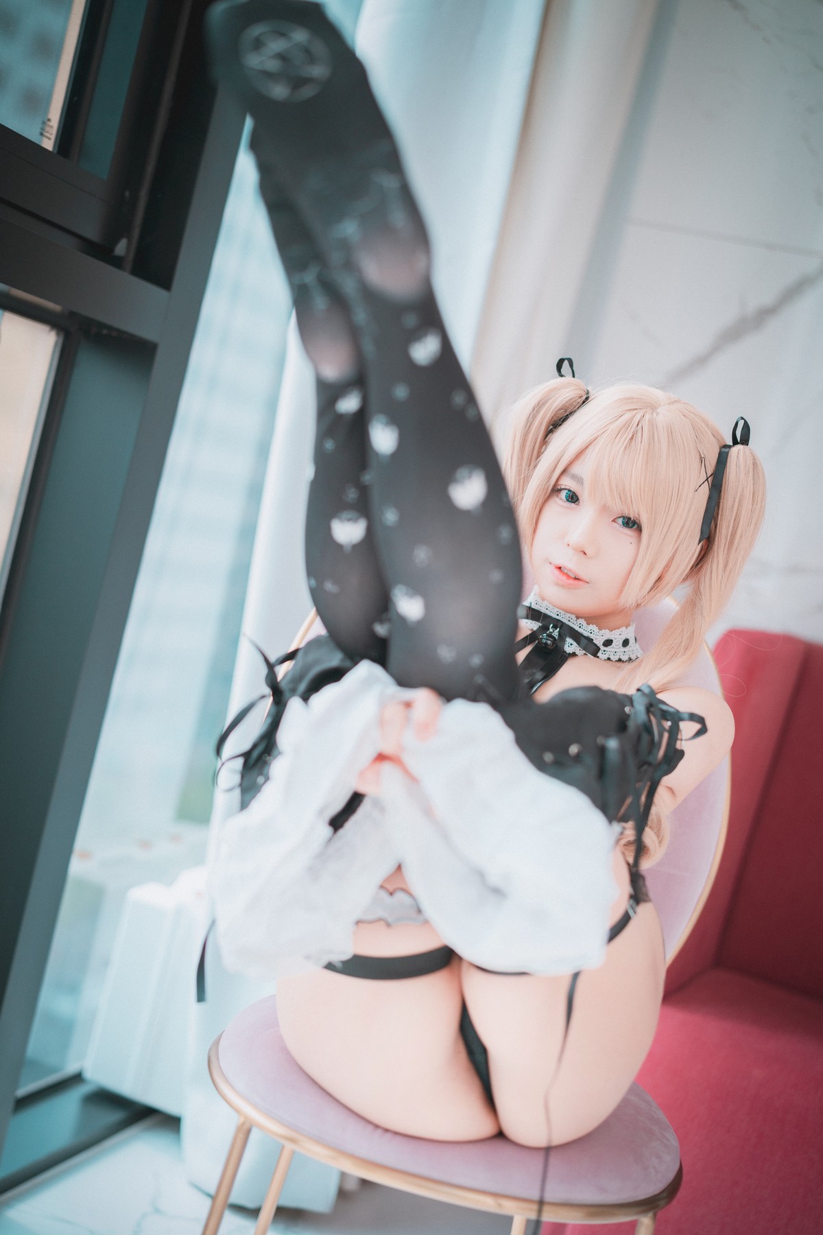 xgyw.top_[DJAWA]No.007_模特Maruemon_Blooming Blood Rose主题黑色服饰秀翘臀诱惑写真80P