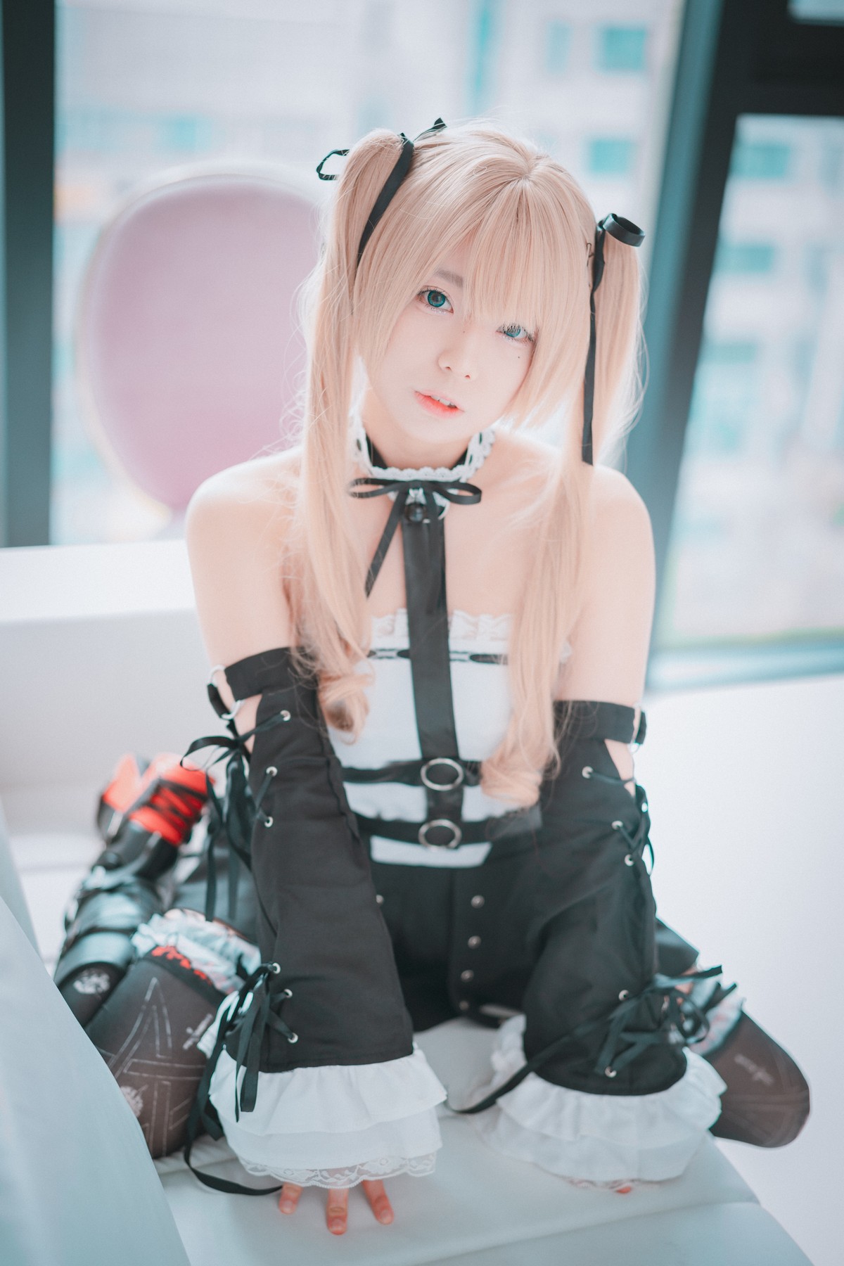 xgyw.top_[DJAWA]No.007_模特Maruemon_Blooming Blood Rose主题黑色服饰秀翘臀诱惑写真80P