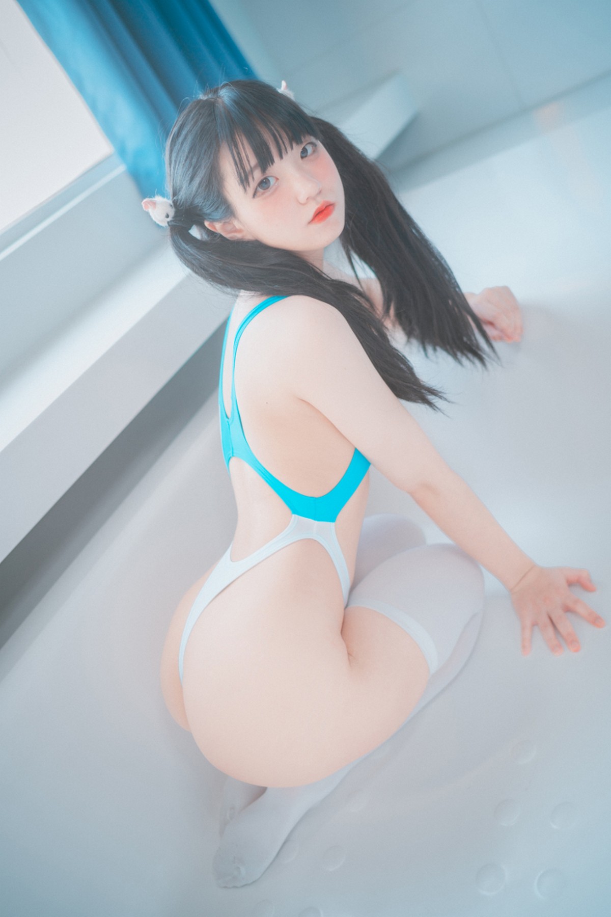 xgyw.top_[DJAWA]No.008_模特Jenny_Swimming Lessons主题私房连体泳衣配白丝袜诱惑写真91P