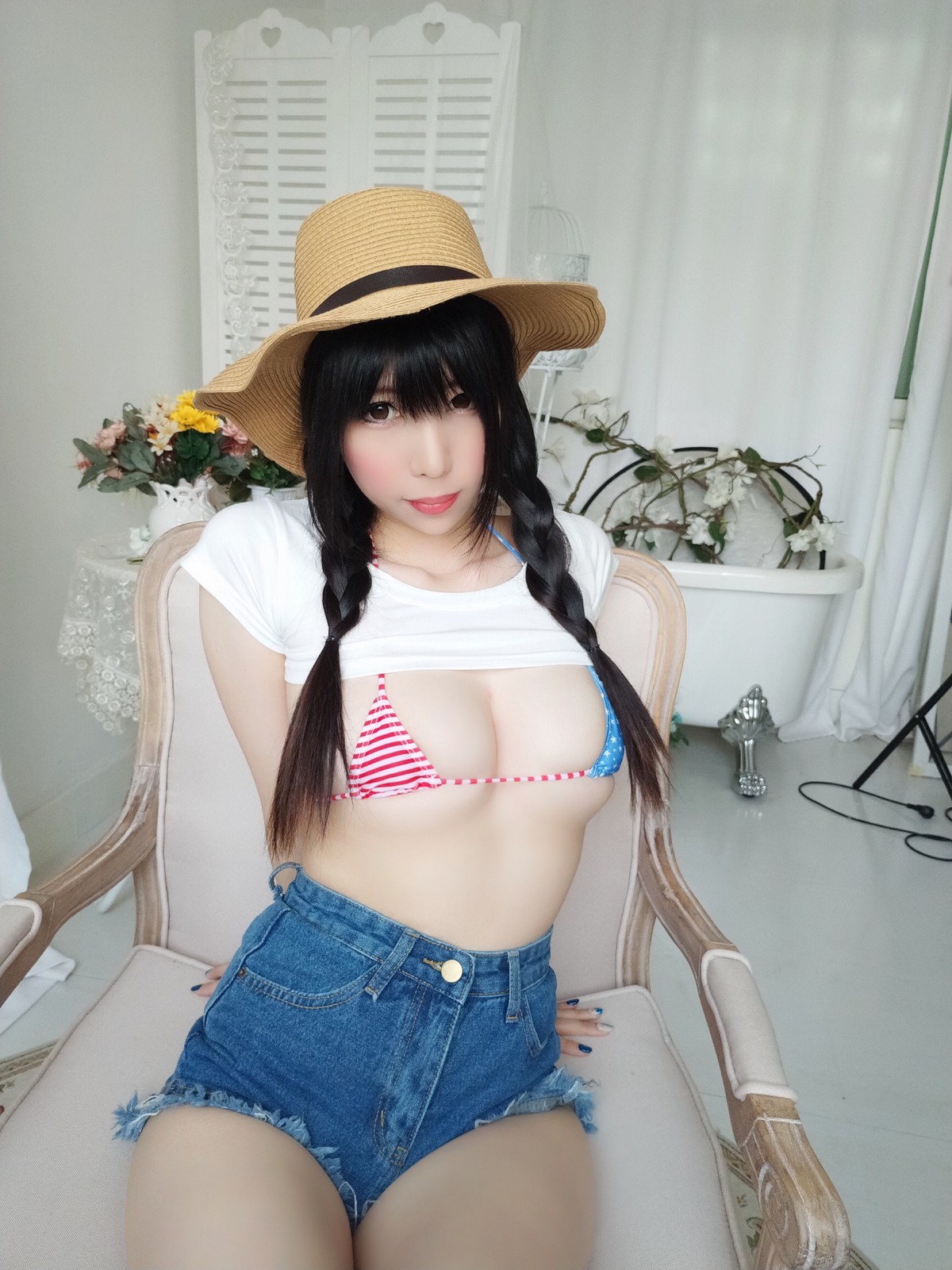 xgyw.top_Coser美女鹿野希牛仔女郎主题私房半脱露性感三点式内衣秀豪乳翘臀诱惑写真84P