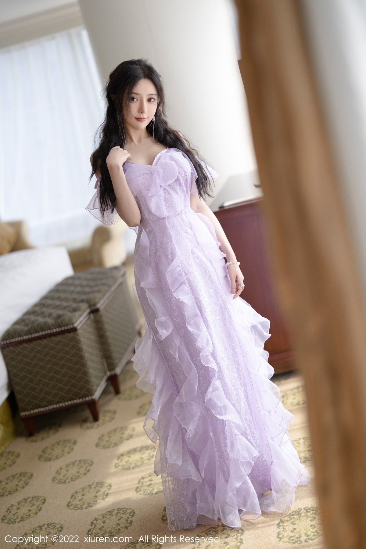 xgyw.top_XiuRen第4949期_女神王馨瑶yanni厦门旅拍浅紫色薄纱透视裙秀完美身材诱惑写真101P