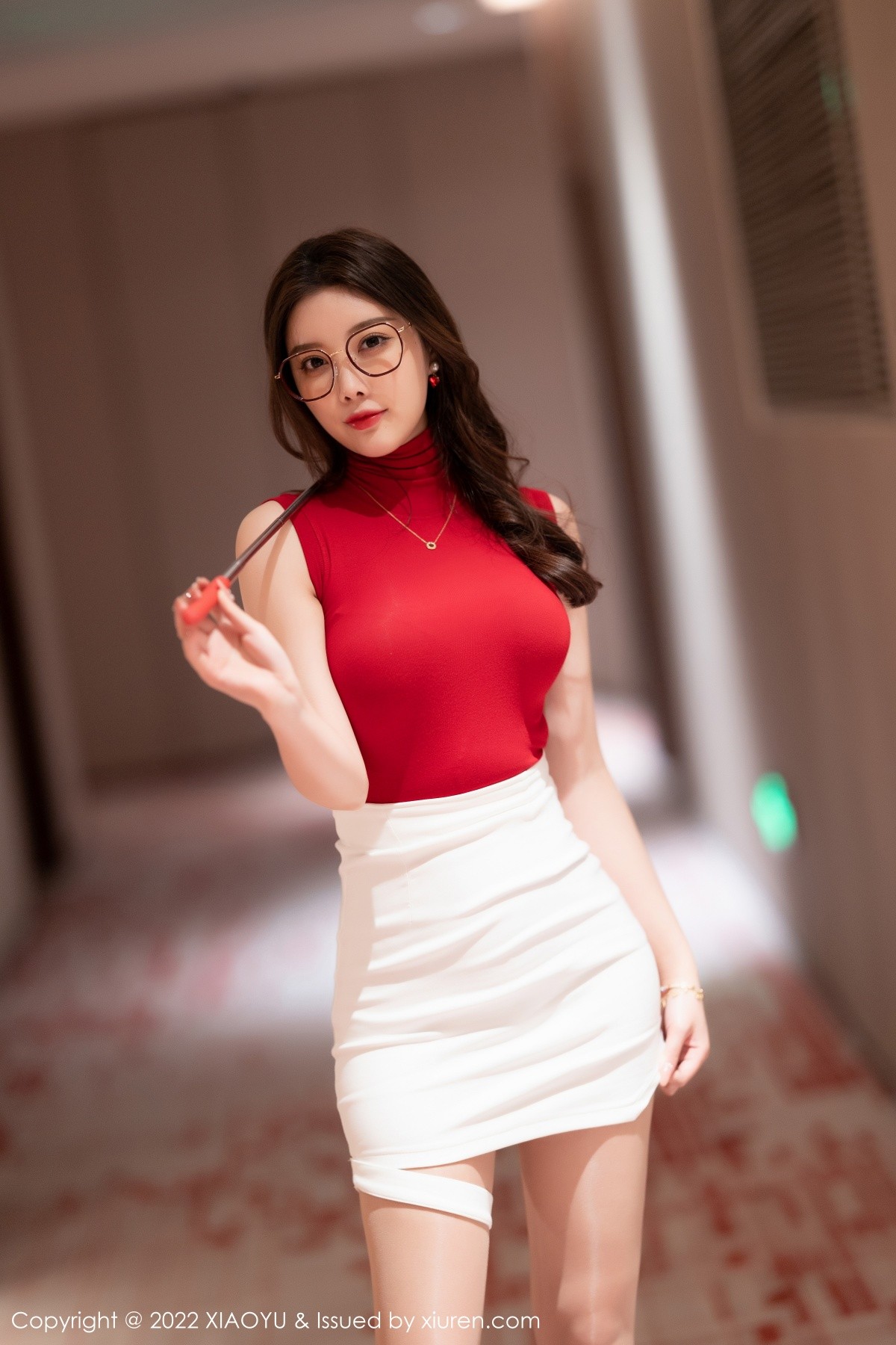 xgyw.top_[XiaoYu画语界]Vol.768_女神杨晨晨Yome惠州旅拍紧身上衣配白短裙秀完美身材诱惑写真72P