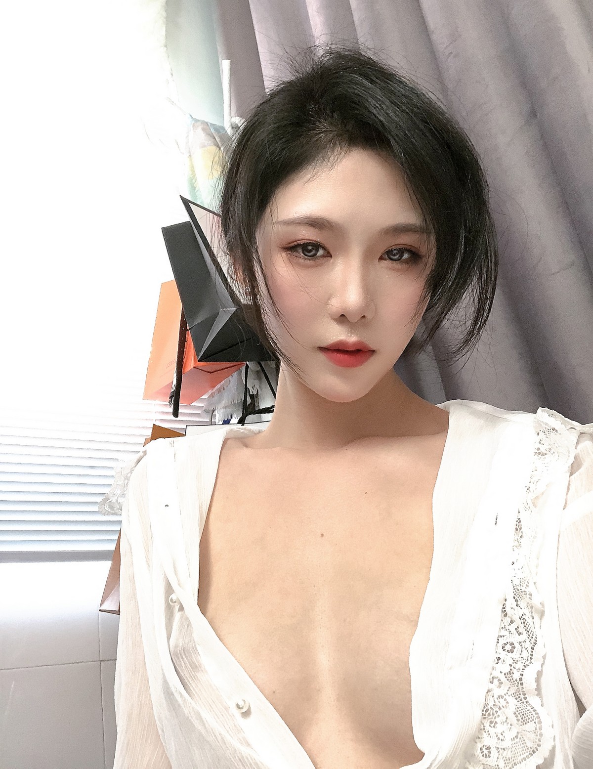 xgyw.top_人气Coser抖娘-利世透视雪紡 碎花內衣 定制主题私房性感内衣完美诱惑写真112P