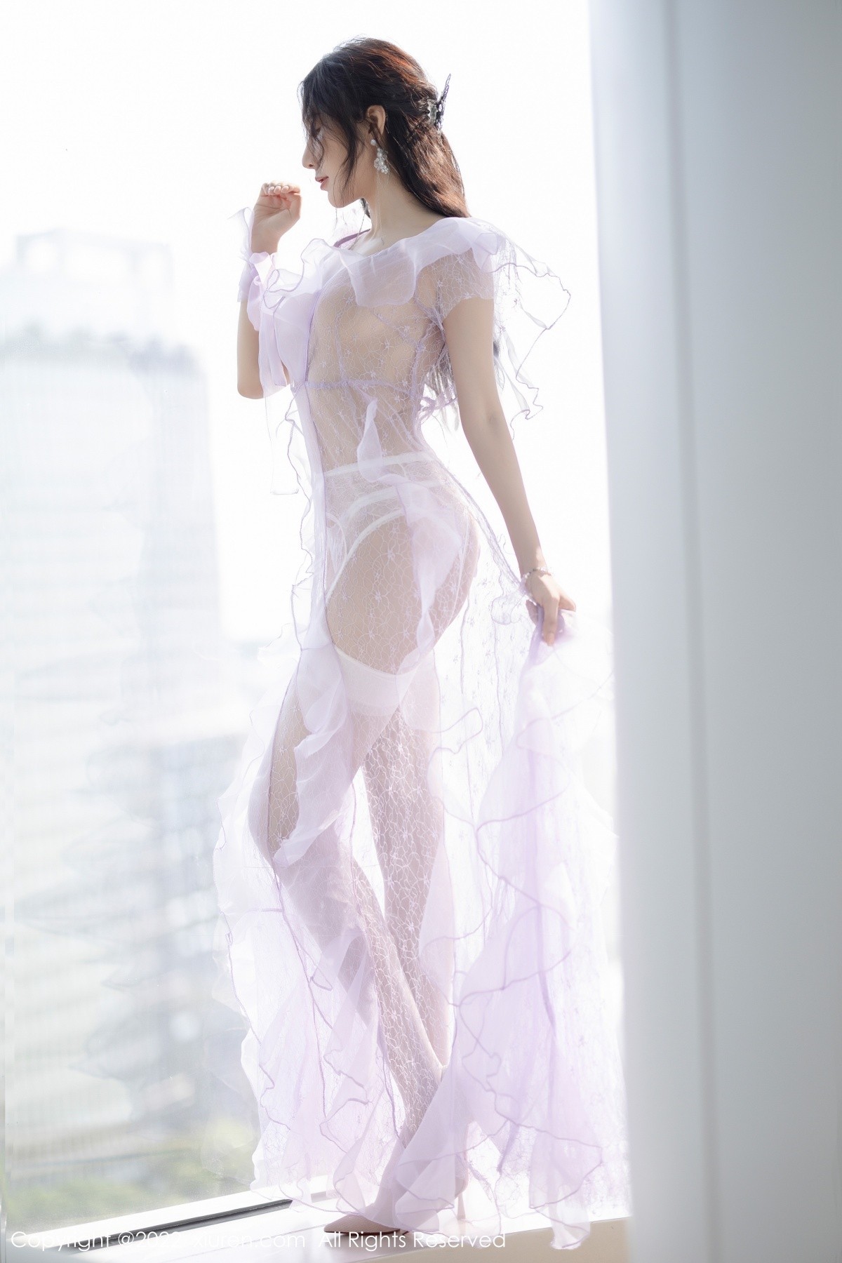 xgyw.top_XiuRen第4949期_女神王馨瑶yanni厦门旅拍浅紫色薄纱透视裙秀完美身材诱惑写真101P