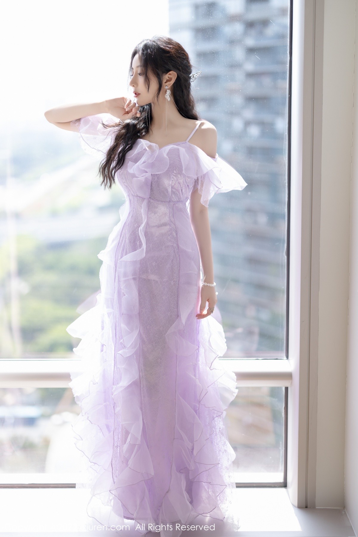 xgyw.top_XiuRen第4949期_女神王馨瑶yanni厦门旅拍浅紫色薄纱透视裙秀完美身材诱惑写真101P