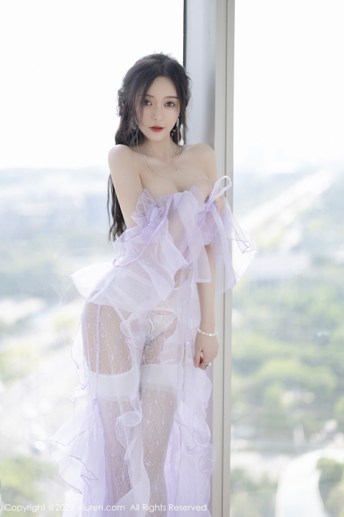 xgyw.top_XiuRen第4949期_女神王馨瑶yanni厦门旅拍浅紫色薄纱透视裙秀完美身材诱惑写真101P